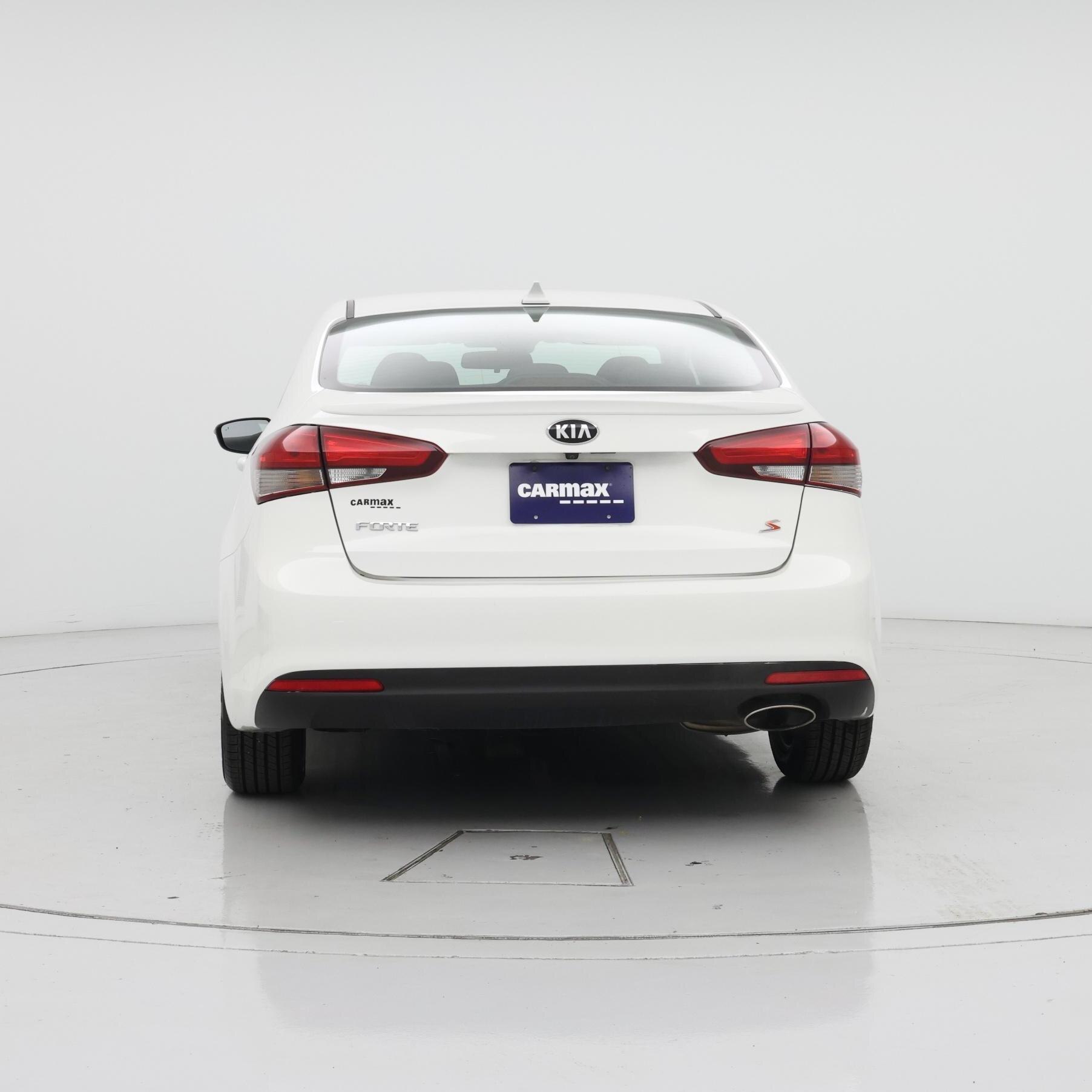 Thumbnail: 2018 Kia Forte - 6