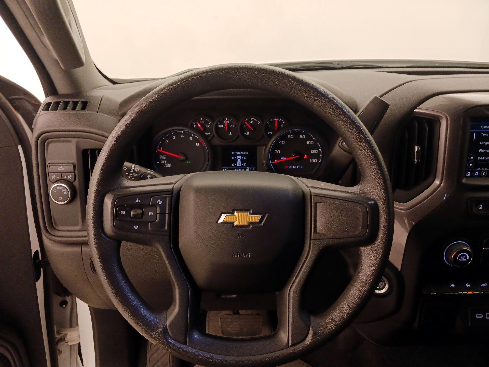 Thumbnail: 2022 Chevrolet Silverado 1500 - 10