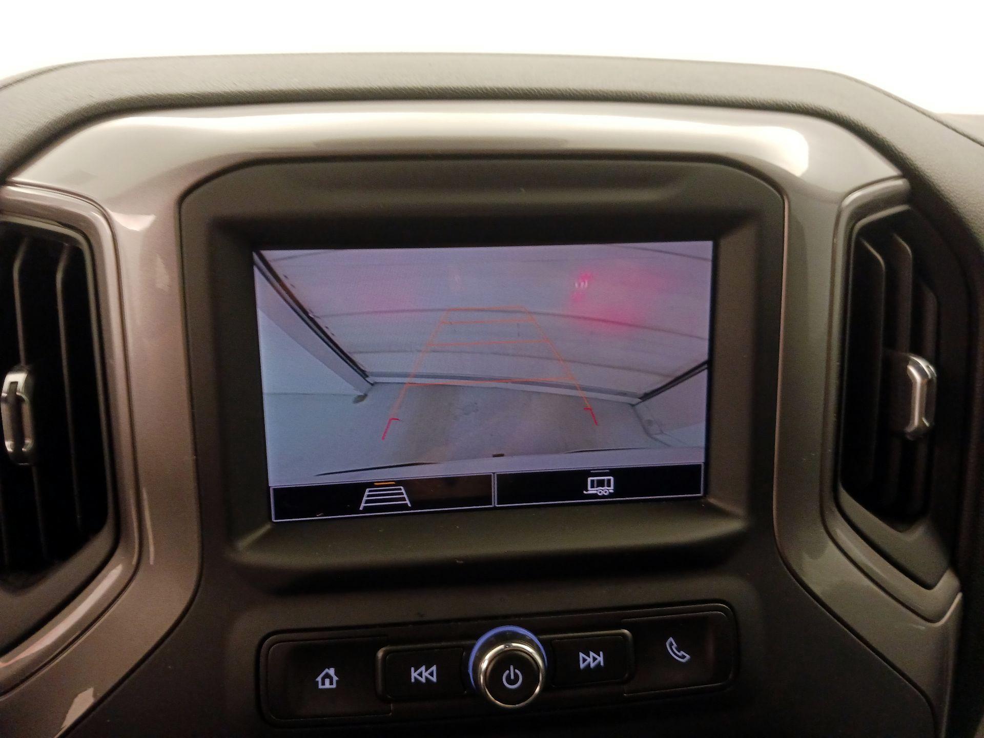 Thumbnail: 2022 Chevrolet Silverado 1500 - 15