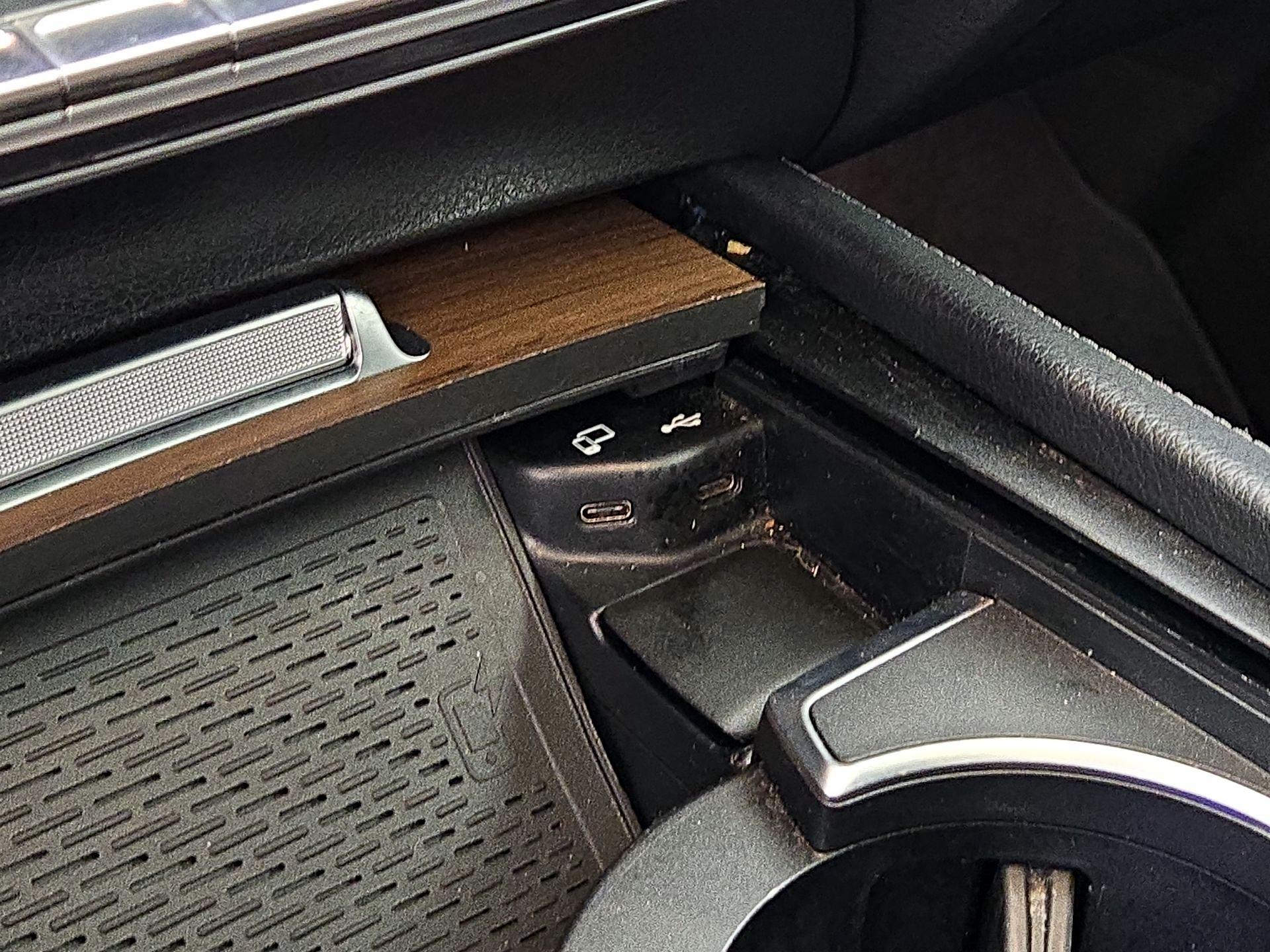 Thumbnail: 2020 Mercedes-Benz GLE - 19