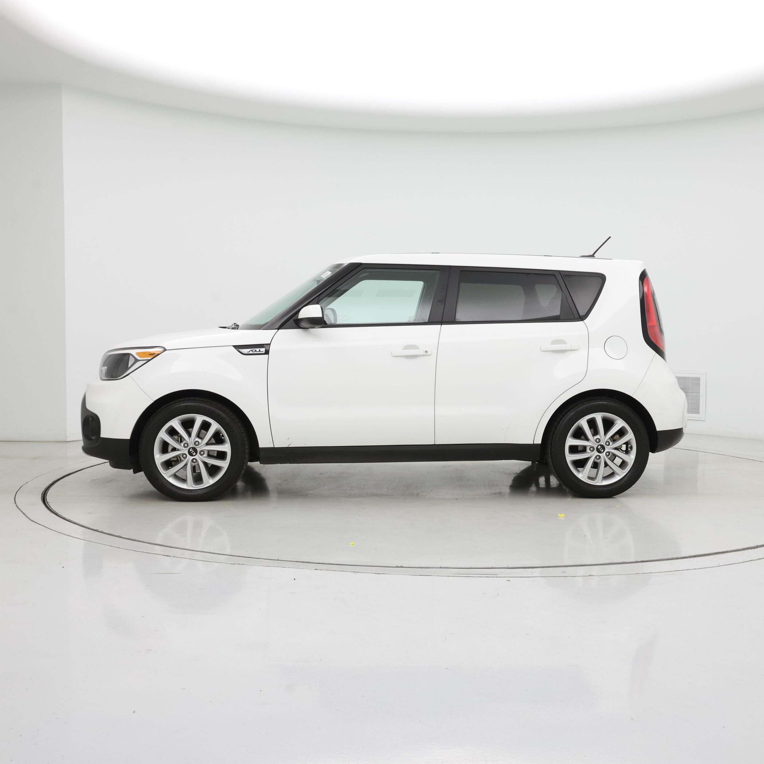 Thumbnail: 2018 Kia Soul - 3