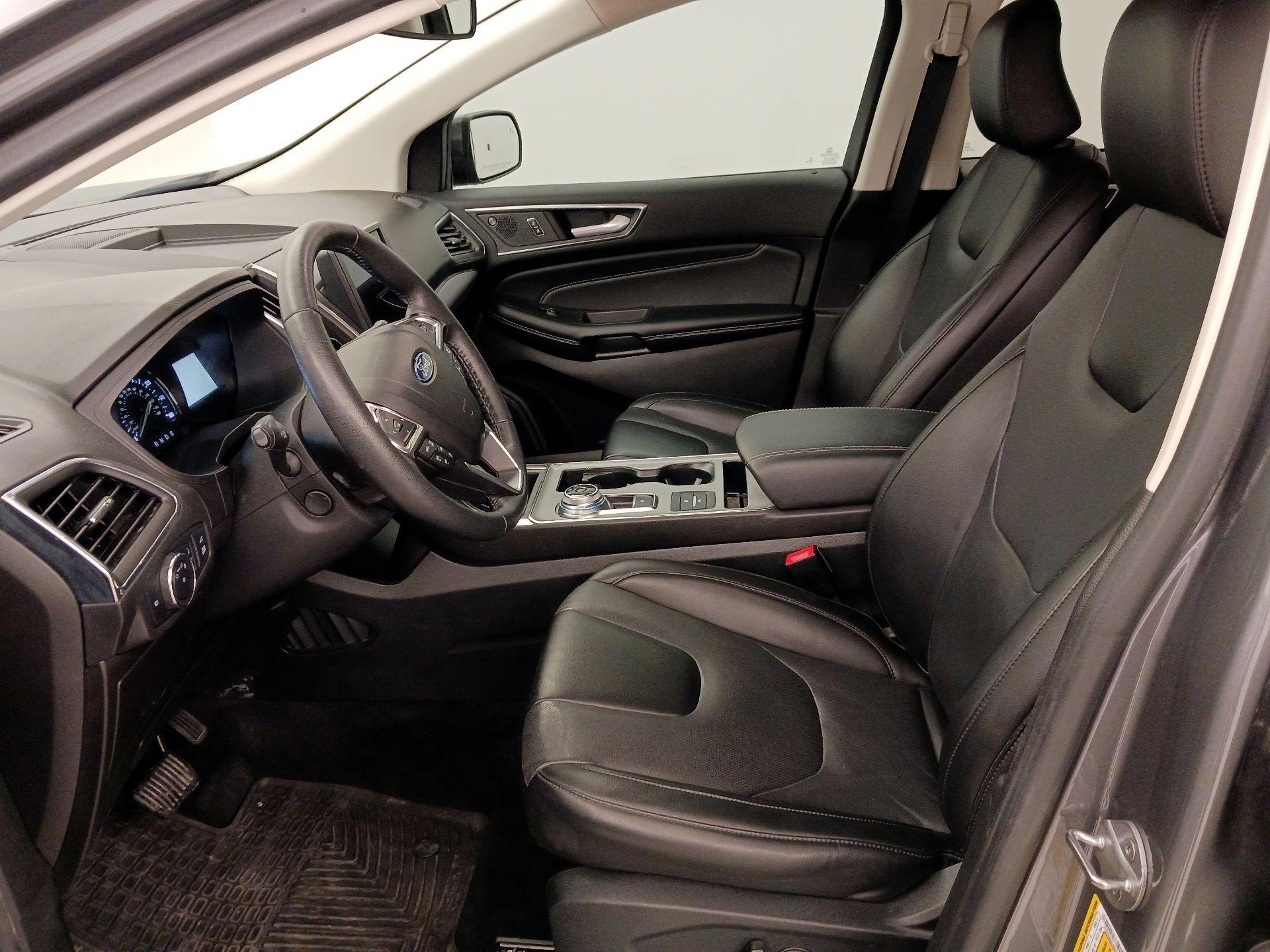 Thumbnail: 2022 Ford Edge - 11