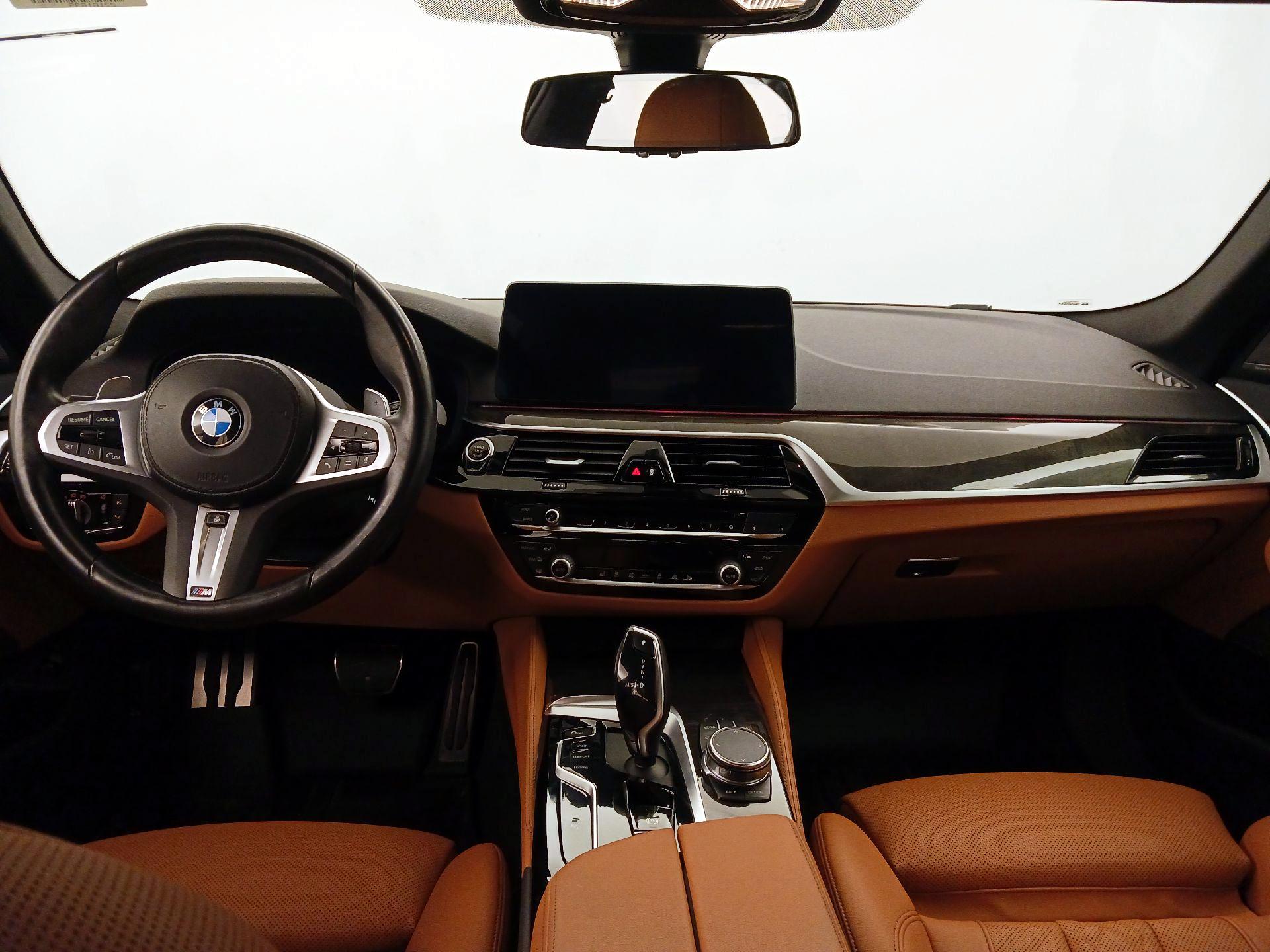 Thumbnail: 2023 BMW 5 Series - 9