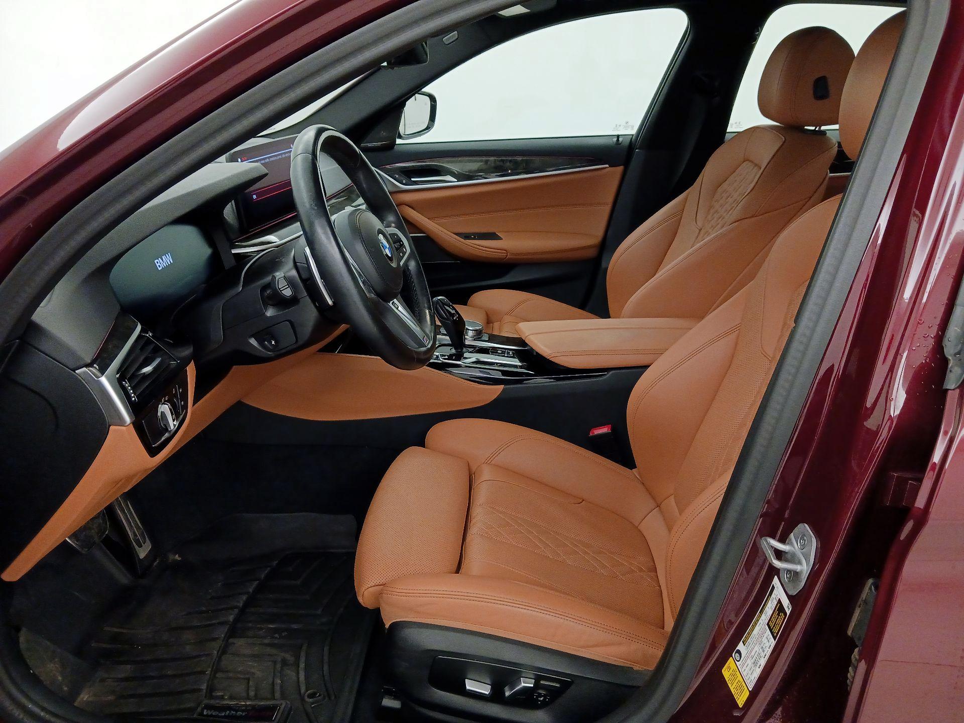 Thumbnail: 2023 BMW 5 Series - 11