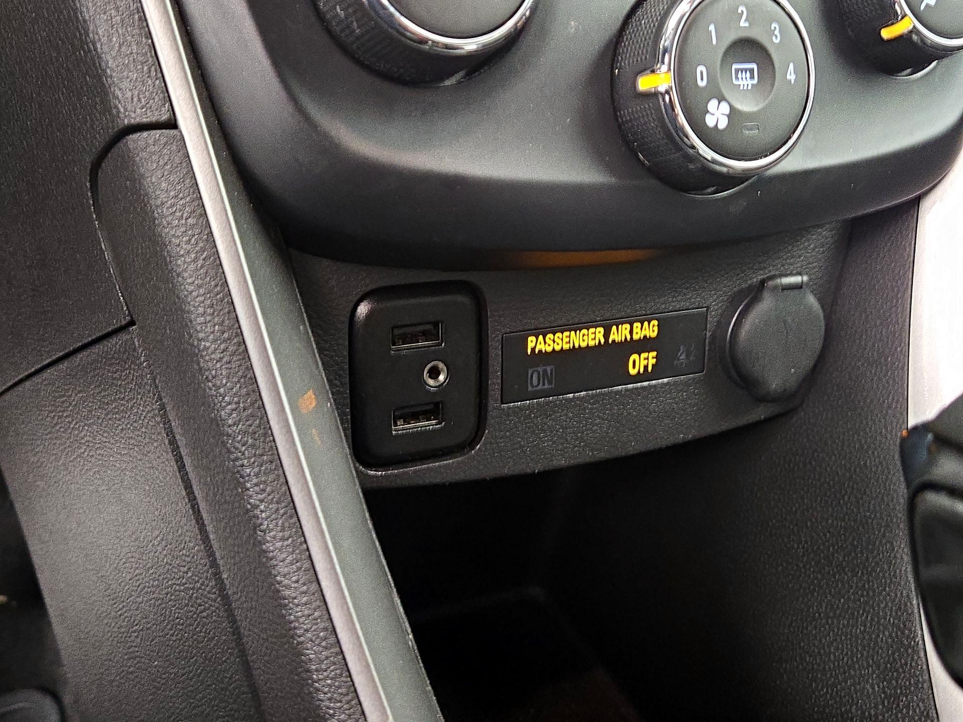 Thumbnail: 2018 Chevrolet Trax - 18