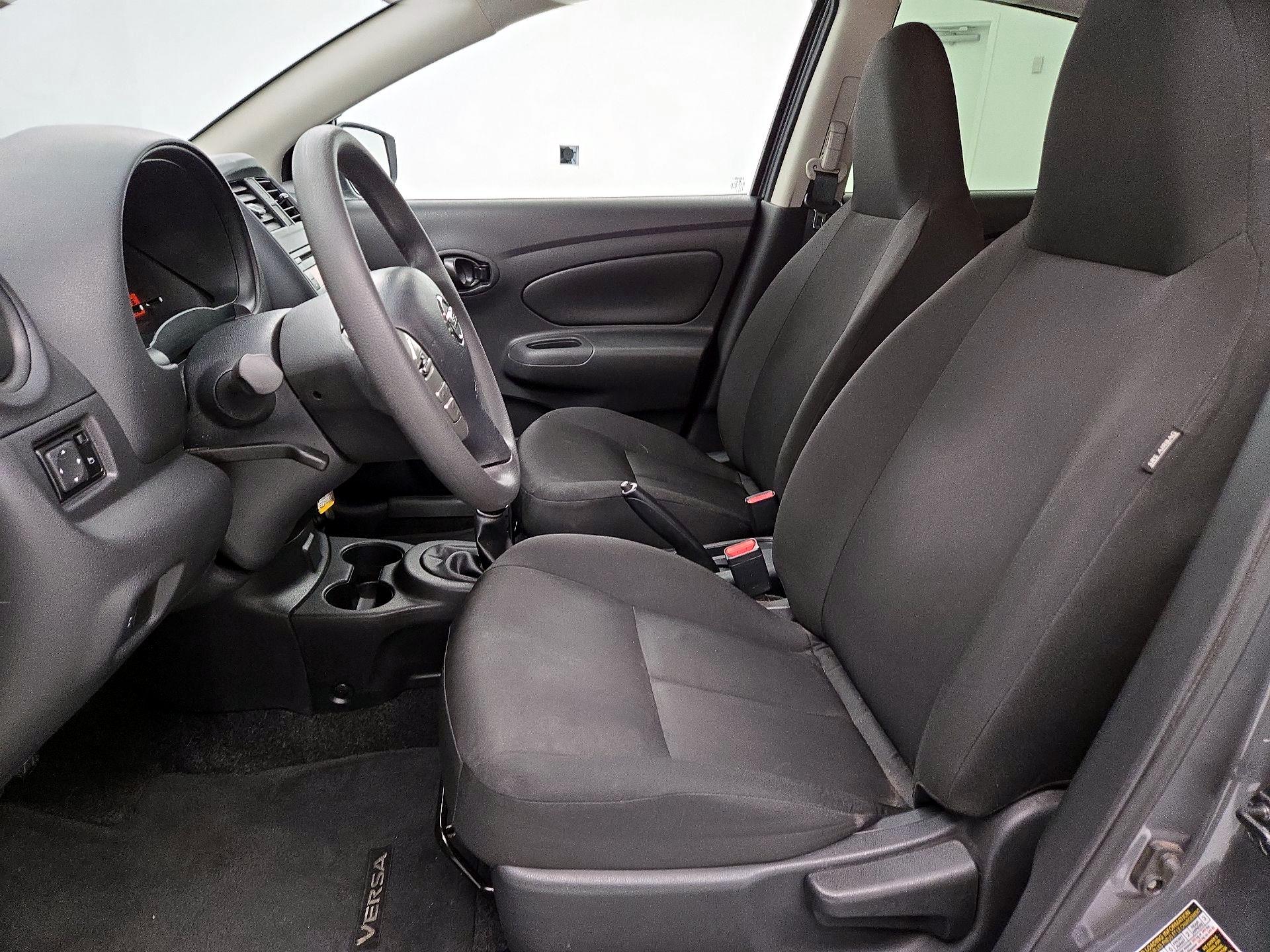 Thumbnail: 2017 Nissan Versa - 11