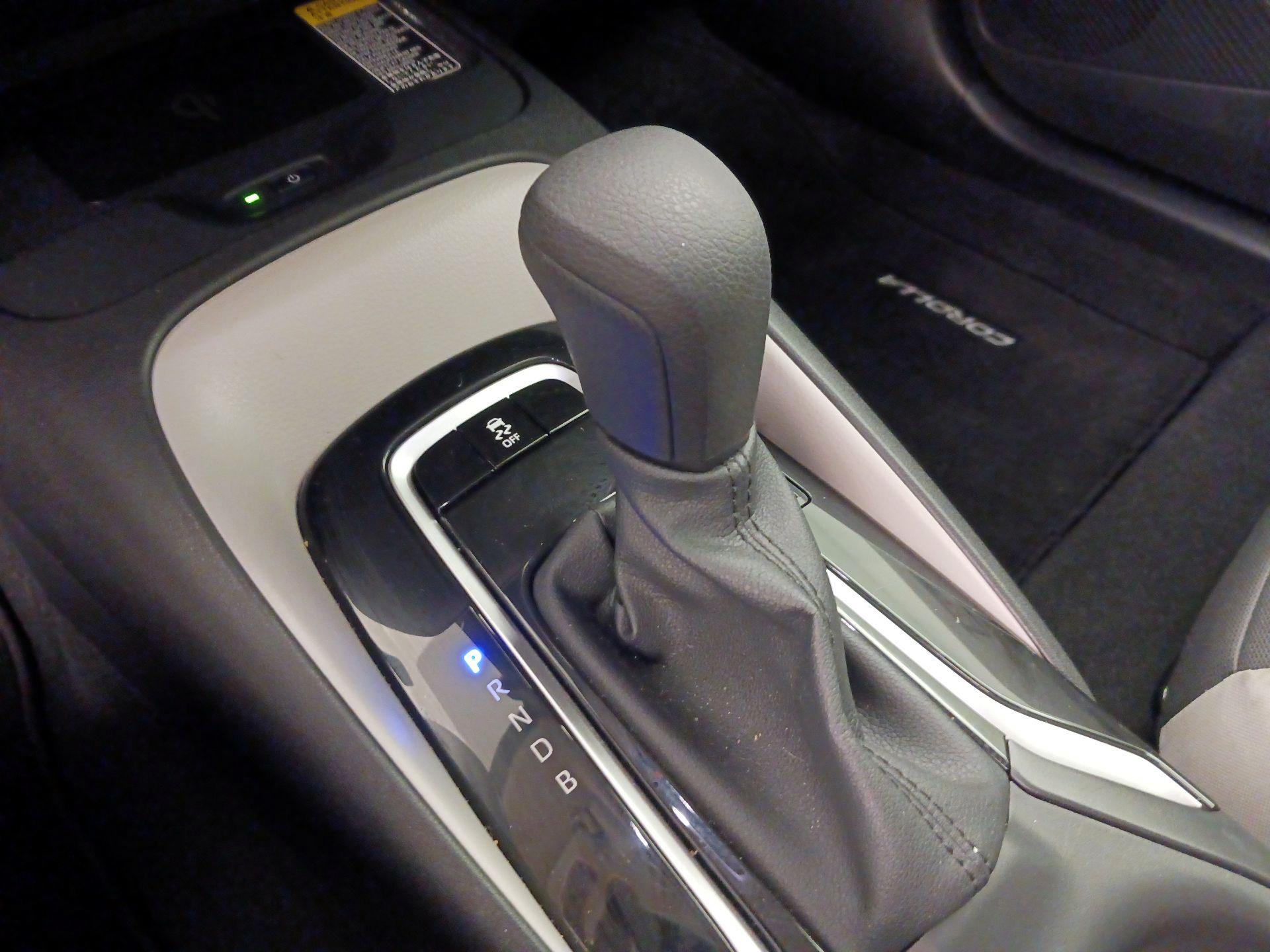 Thumbnail: 2025 Toyota Corolla - 18