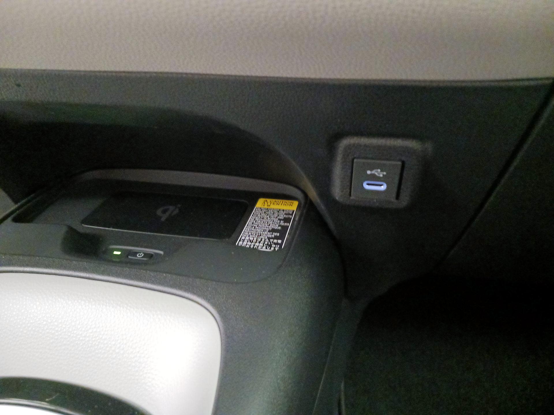 Thumbnail: 2025 Toyota Corolla - 19