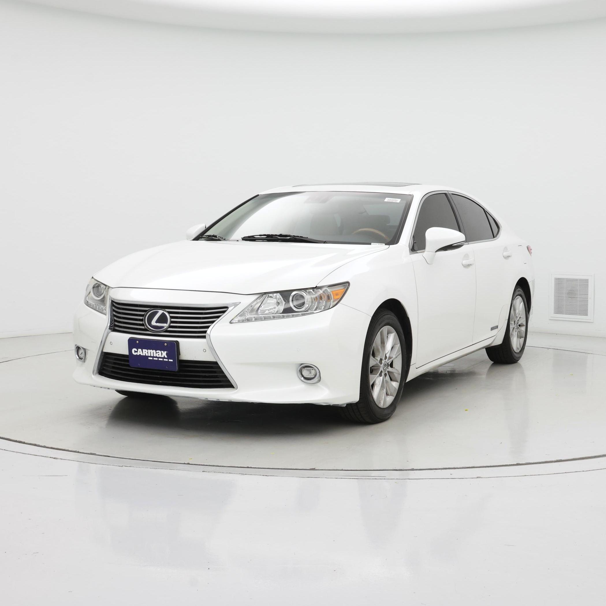 Thumbnail: 2015 Lexus ES - 4