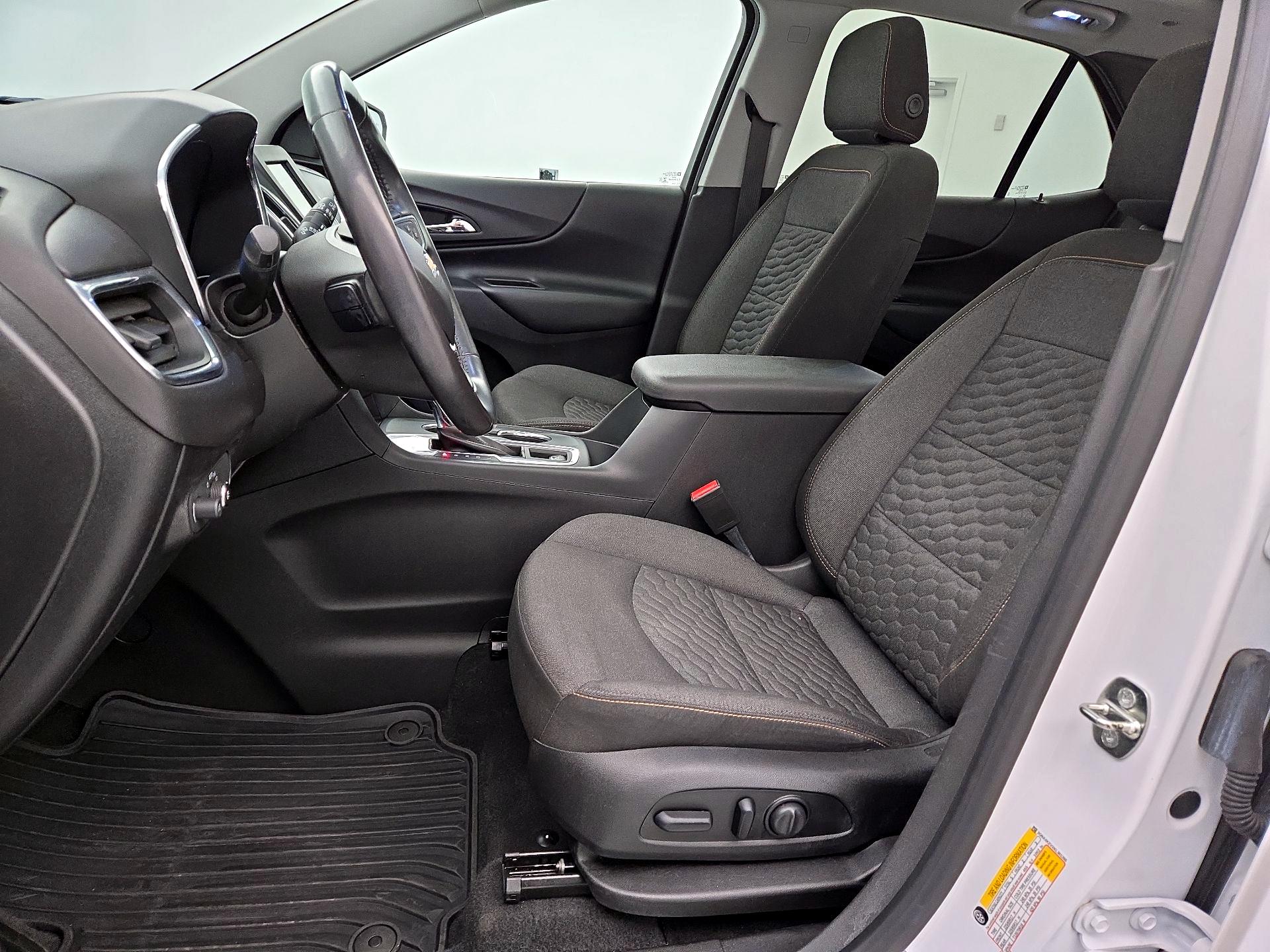 Thumbnail: 2019 Chevrolet Equinox - 11