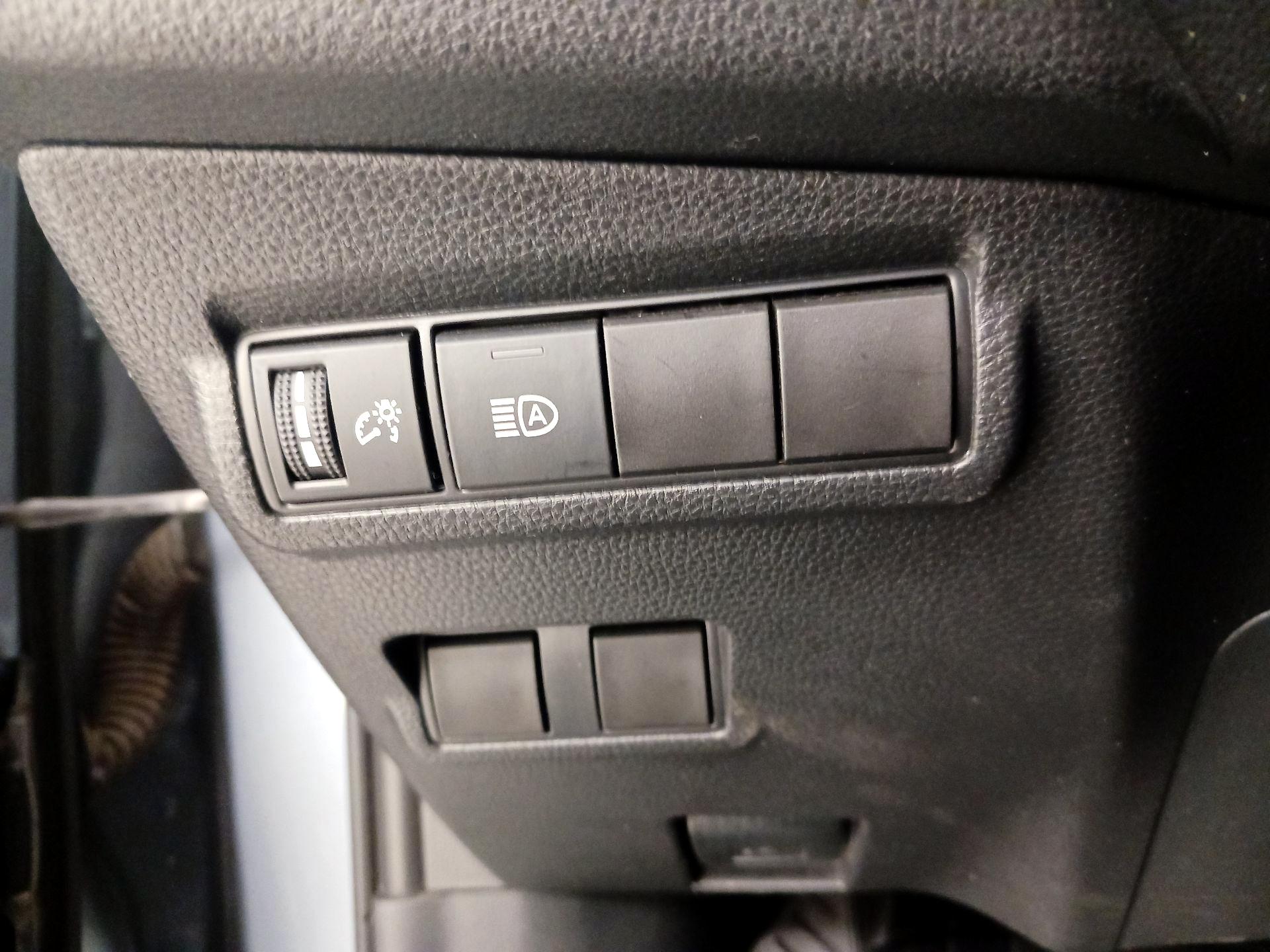 Thumbnail: 2022 Toyota Corolla Cross - 13