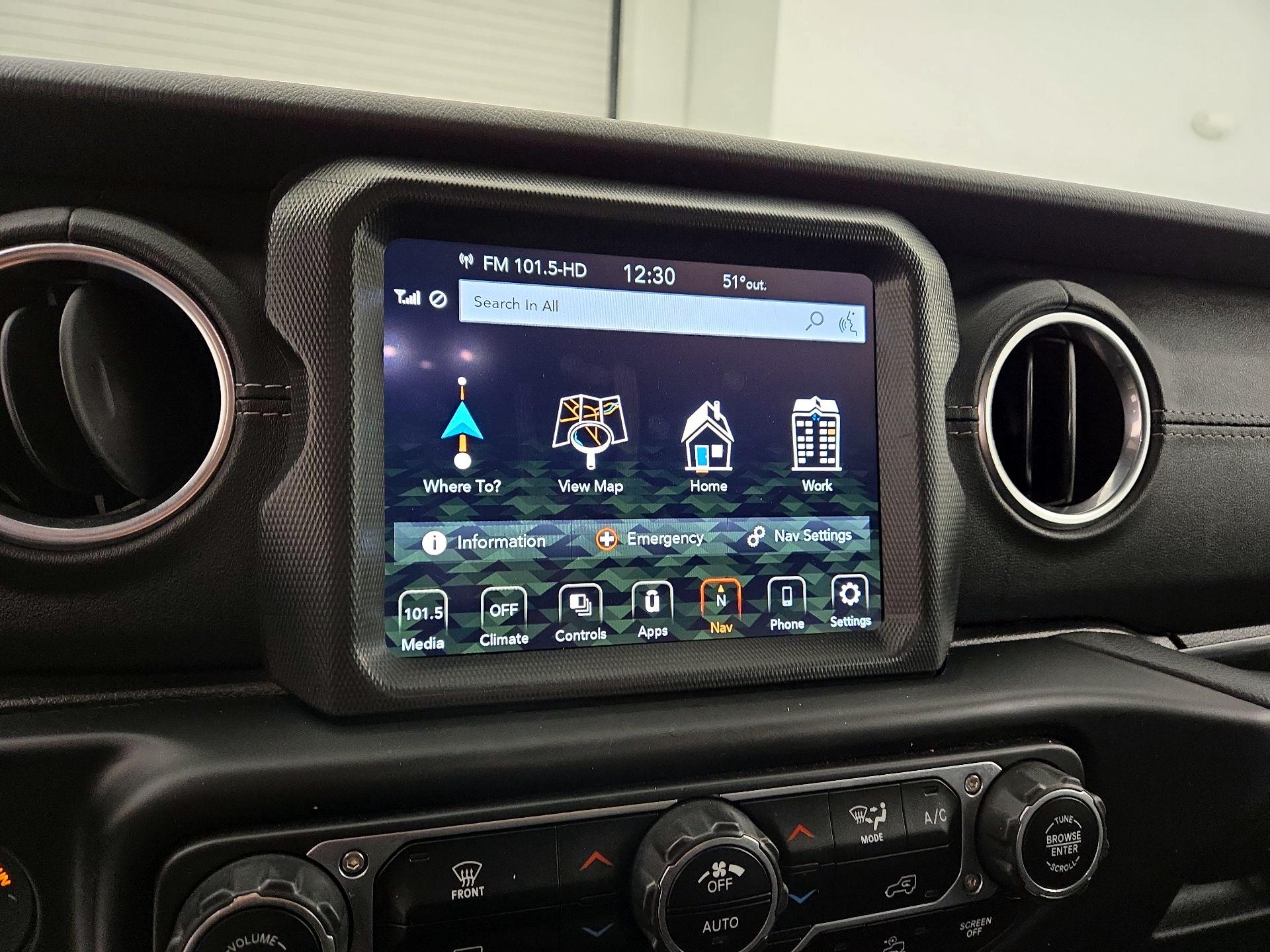 Thumbnail: 2021 Jeep Wrangler - 14