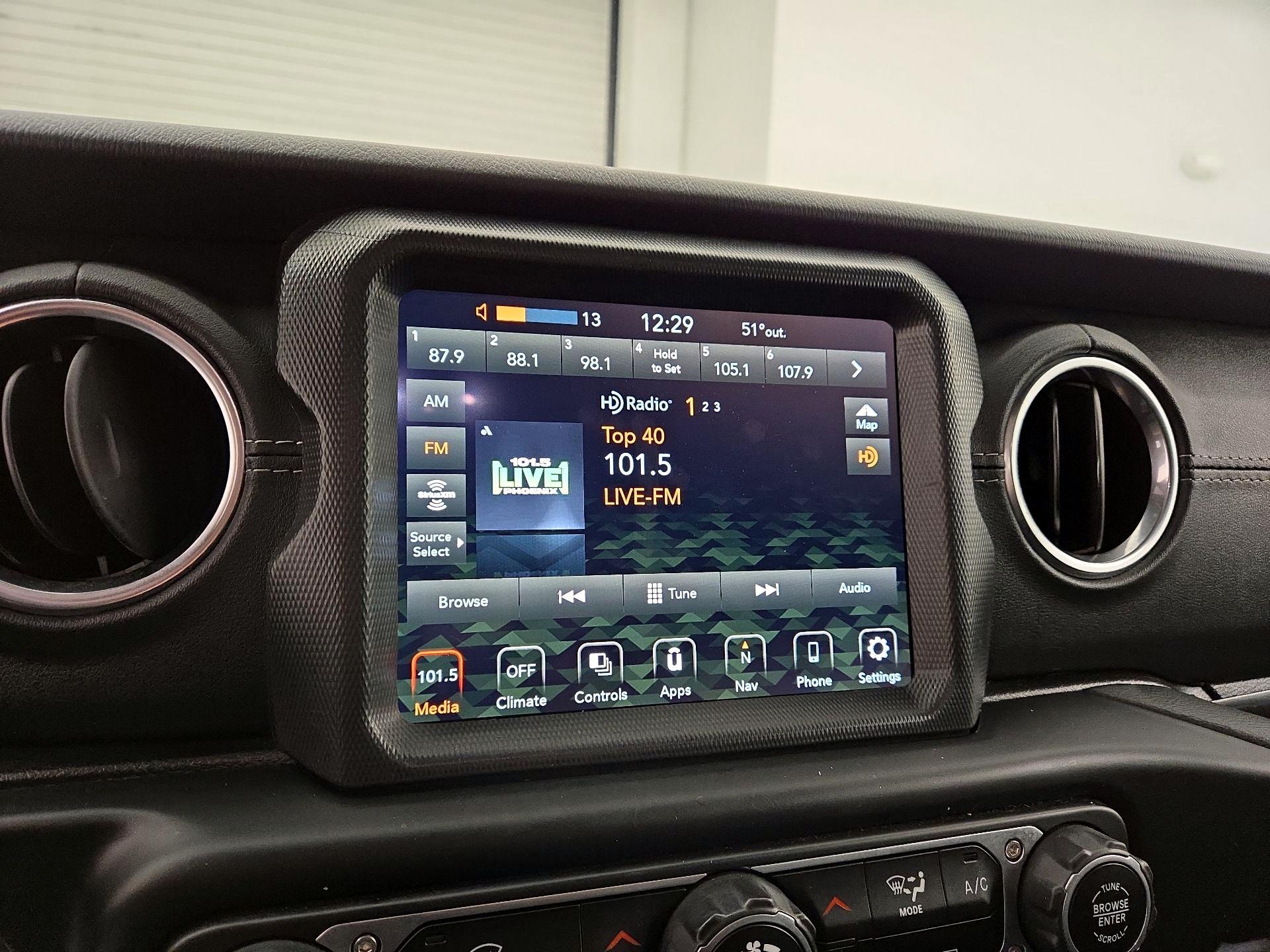 Thumbnail: 2021 Jeep Wrangler - 16