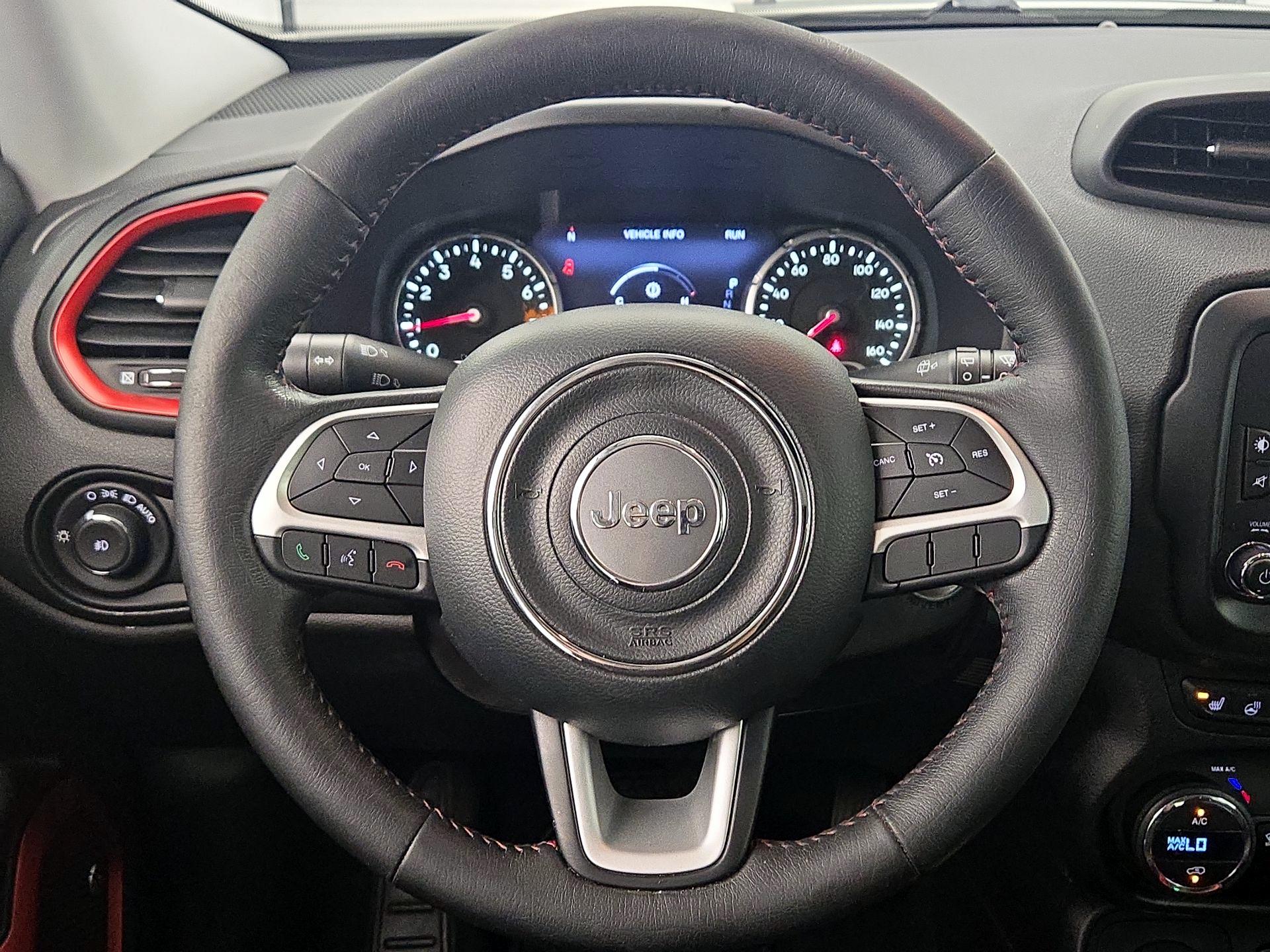 Thumbnail: 2017 Jeep Renegade - 10