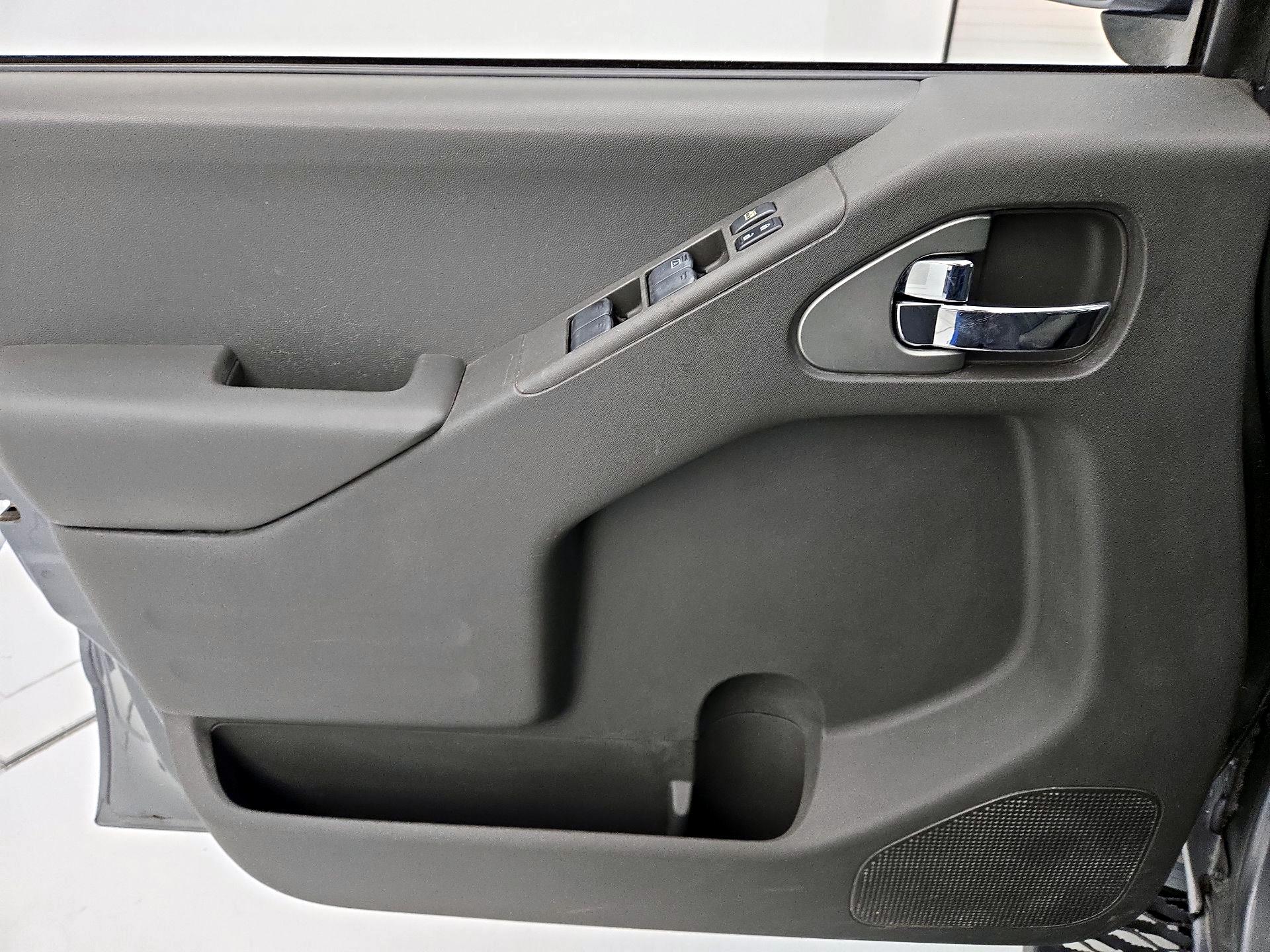 Thumbnail: 2016 Nissan Frontier - 12