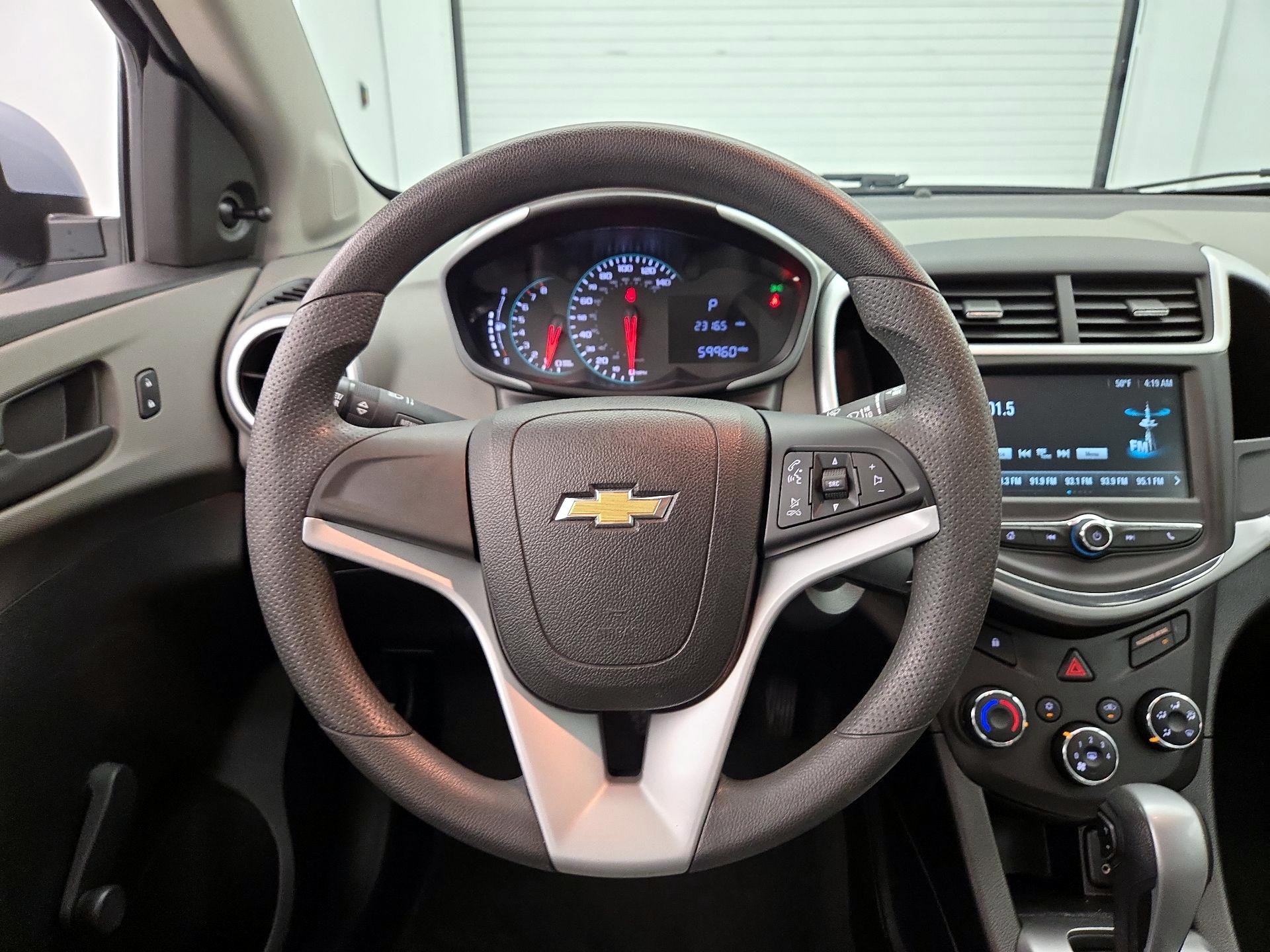 Thumbnail: 2017 Chevrolet Sonic - 10