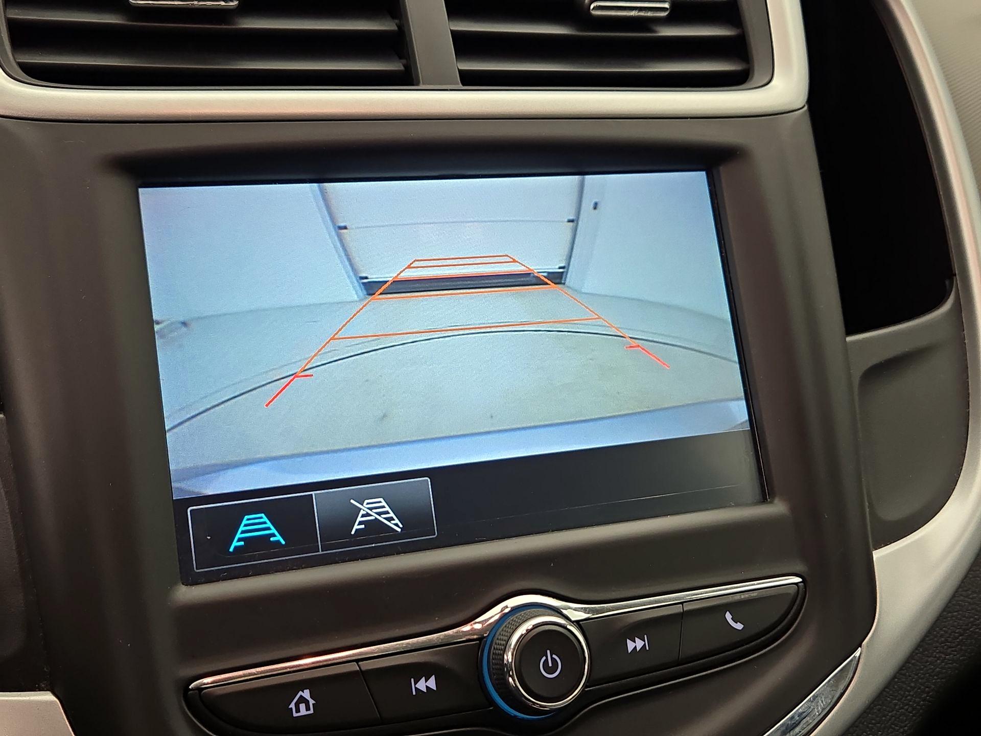 Thumbnail: 2017 Chevrolet Sonic - 14