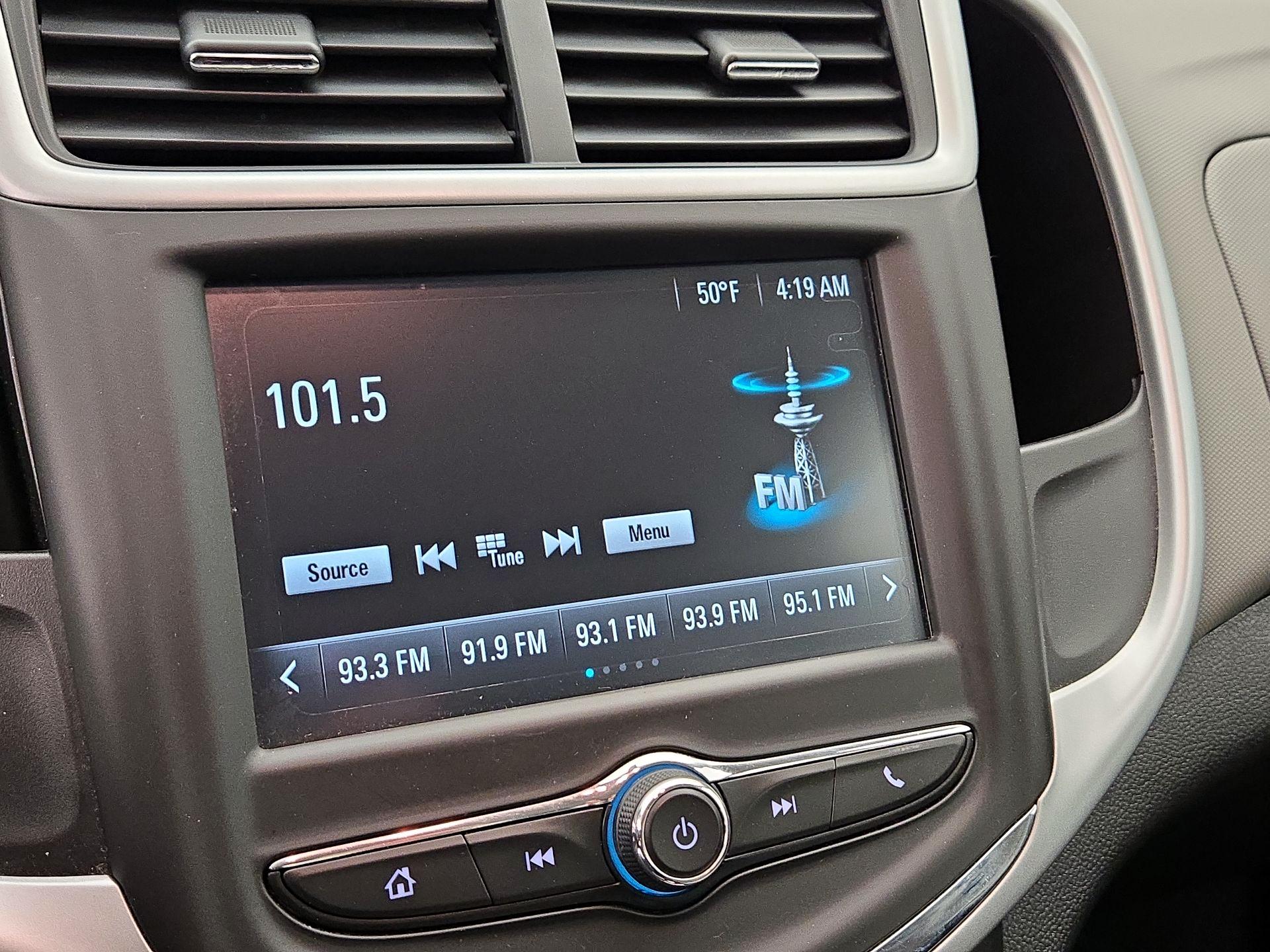 Thumbnail: 2017 Chevrolet Sonic - 15