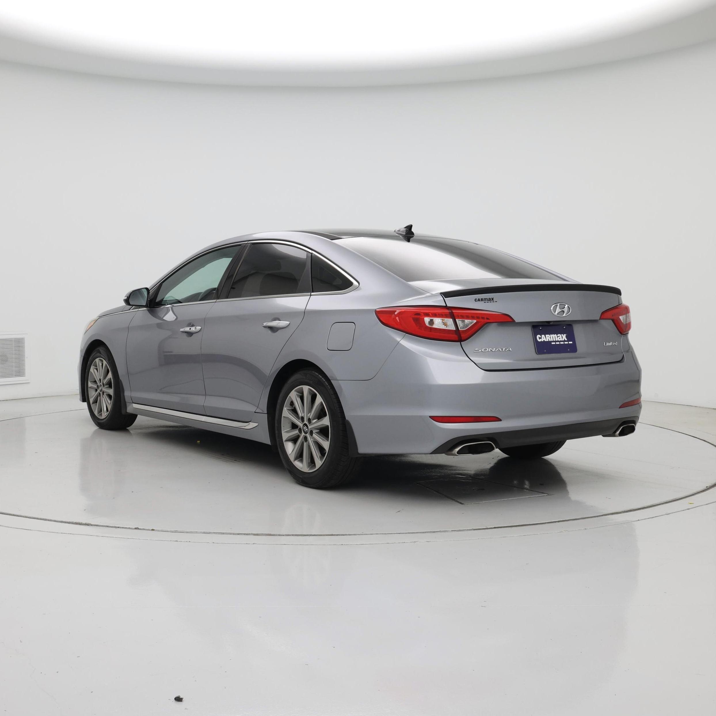 Thumbnail: 2016 Hyundai Sonata - 2