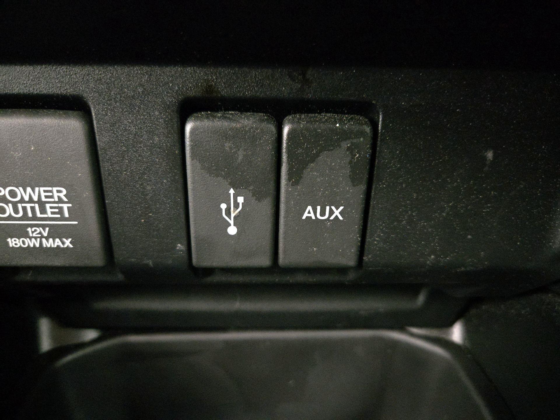 Thumbnail: 2017 Honda Fit - 18