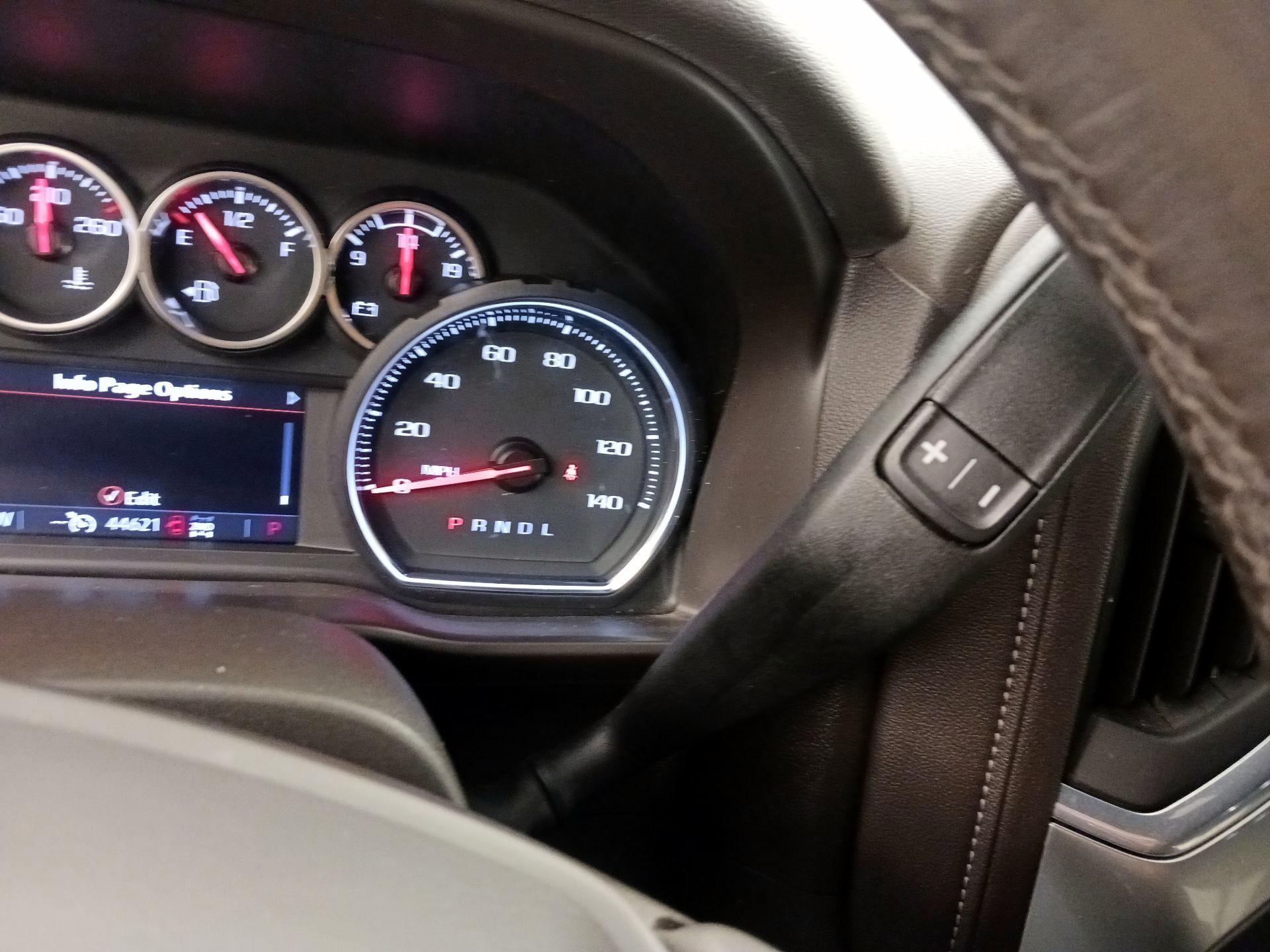 Thumbnail: 2021 Chevrolet Silverado 1500 - 17