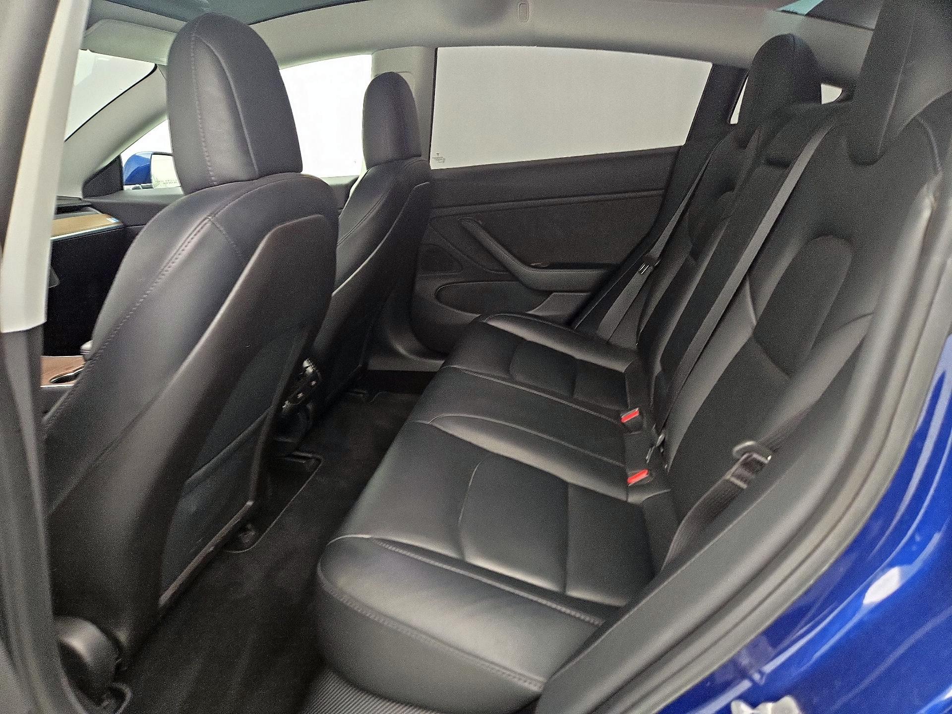 Thumbnail: 2019 Tesla Model 3 - 19