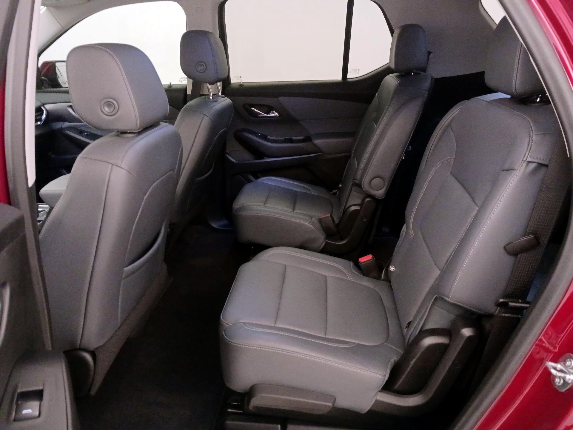 Thumbnail: 2020 Chevrolet Traverse - 20