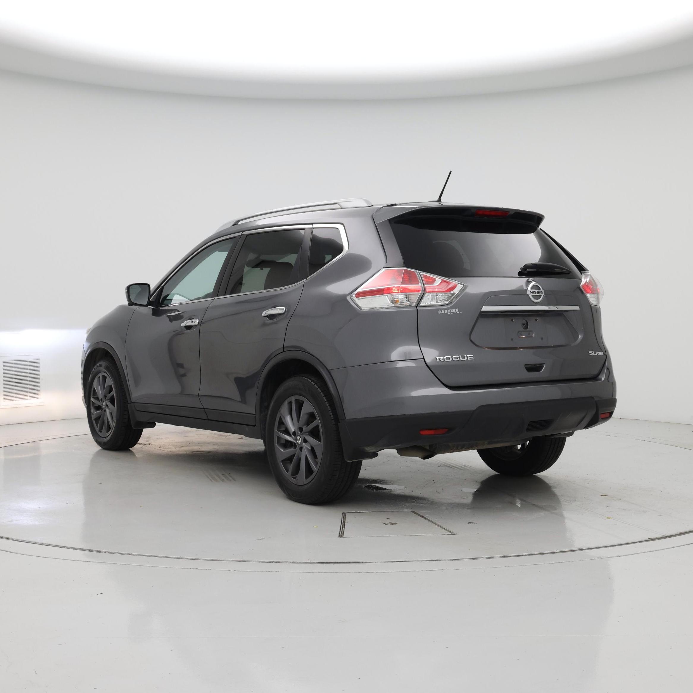 Thumbnail: 2016 Nissan Rogue - 2