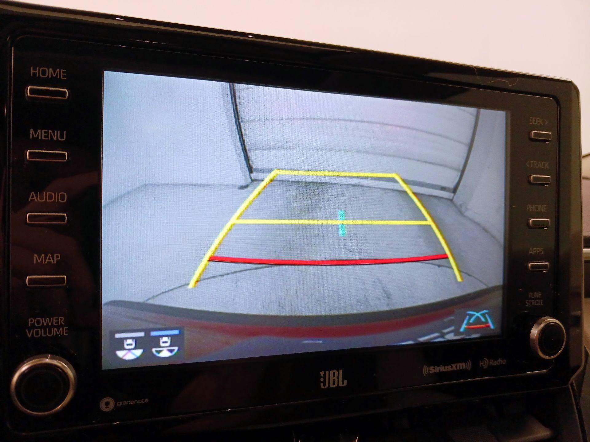 Thumbnail: 2022 Toyota Corolla Cross - 14