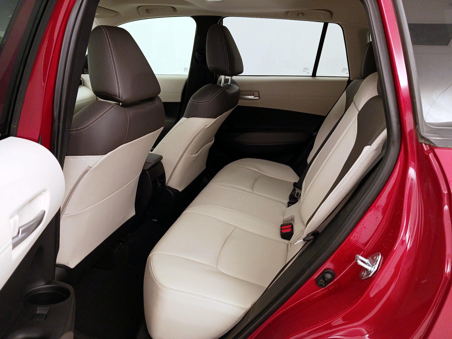 Thumbnail: 2022 Toyota Corolla Cross - 20