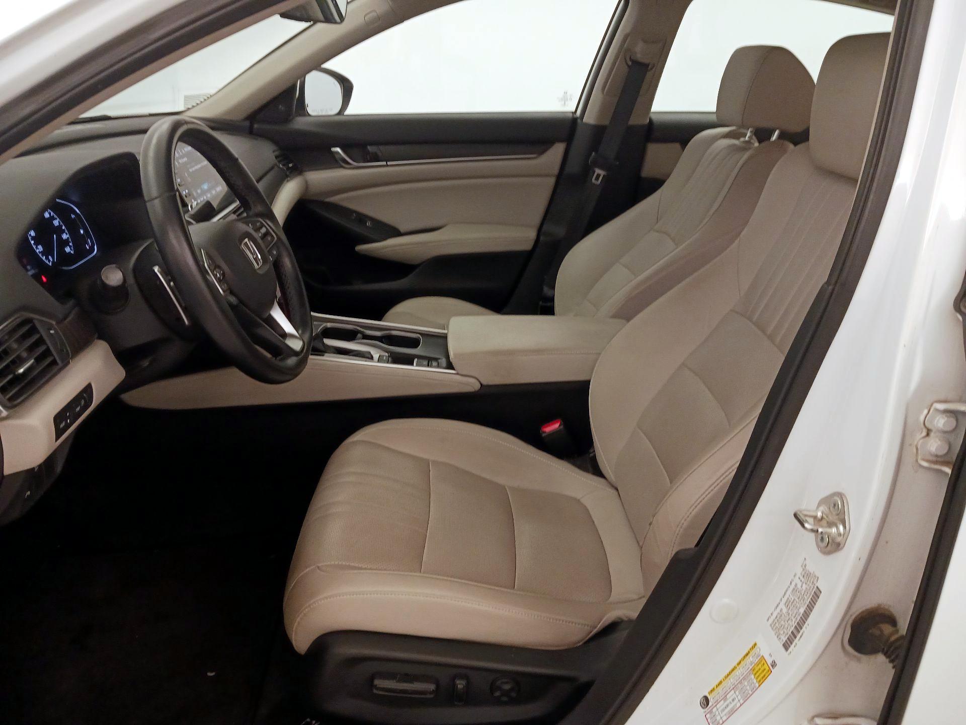 Thumbnail: 2018 Honda Accord - 11