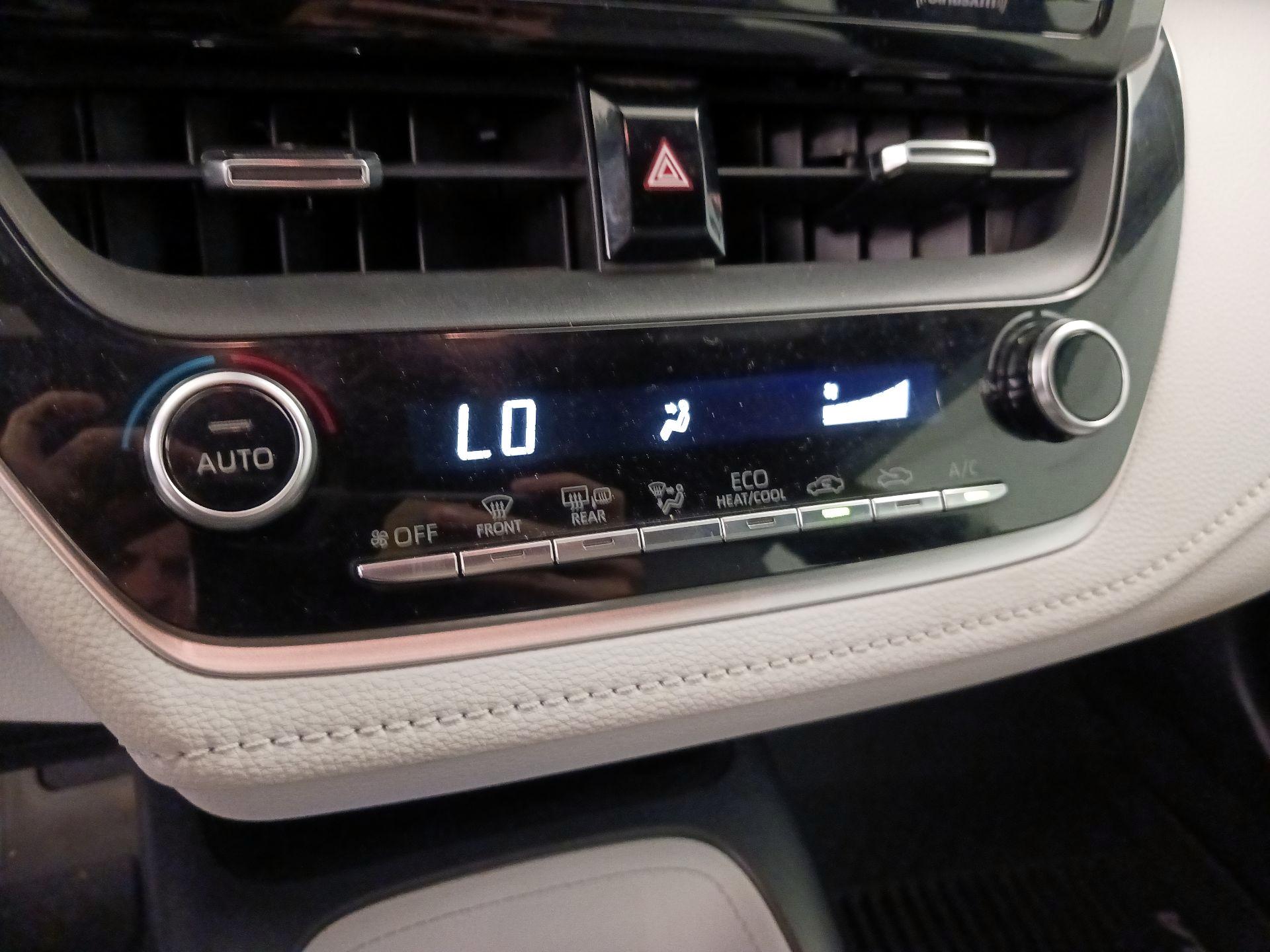 Thumbnail: 2022 Toyota Corolla - 17