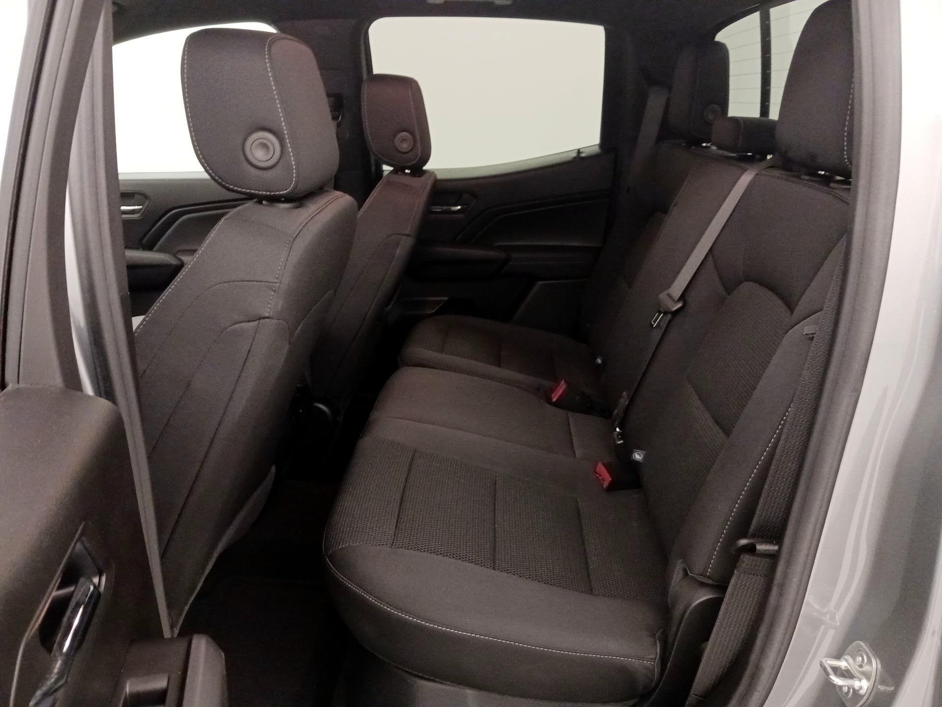 Thumbnail: 2025 Chevrolet Colorado - 19