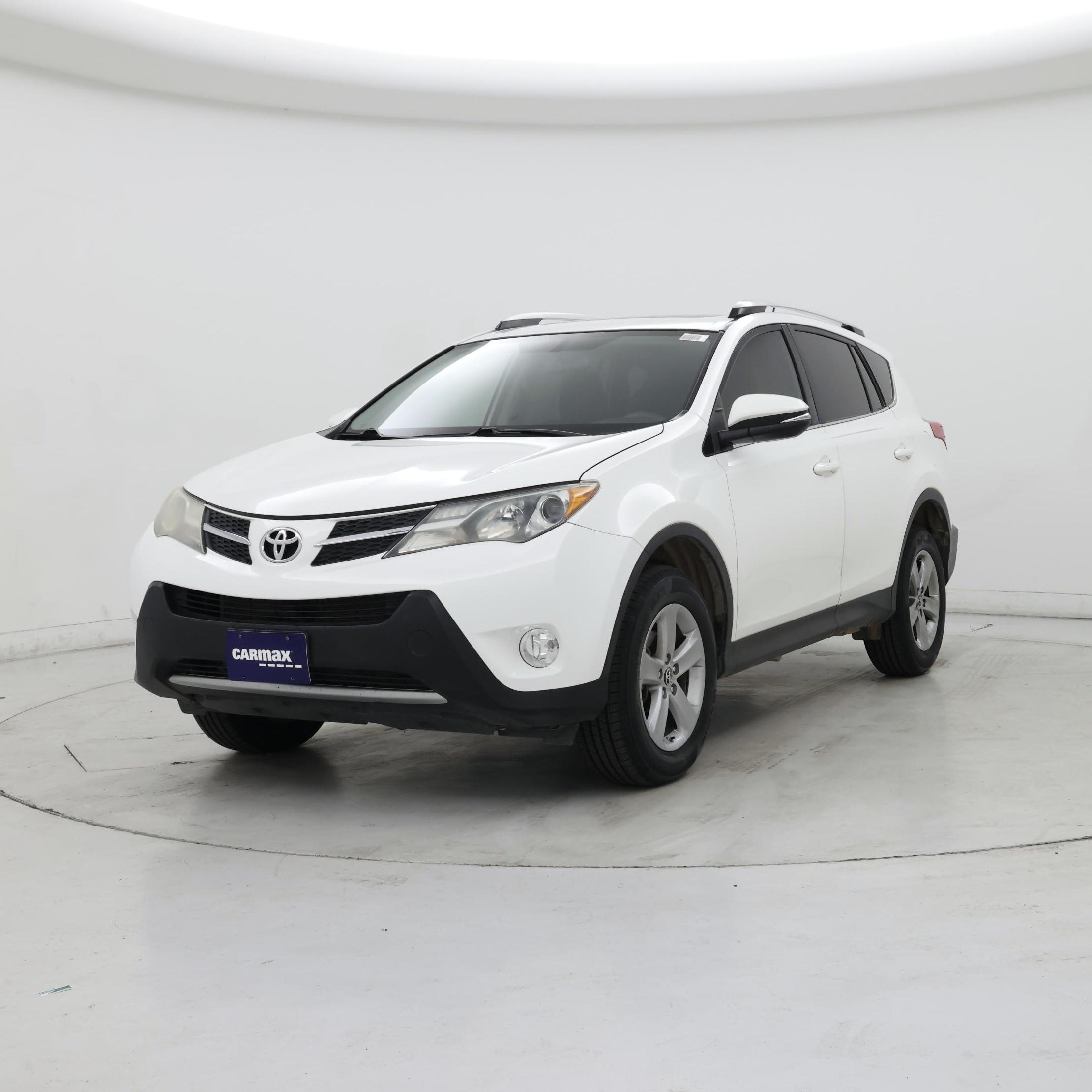 Thumbnail: 2015 Toyota RAV4 - 4
