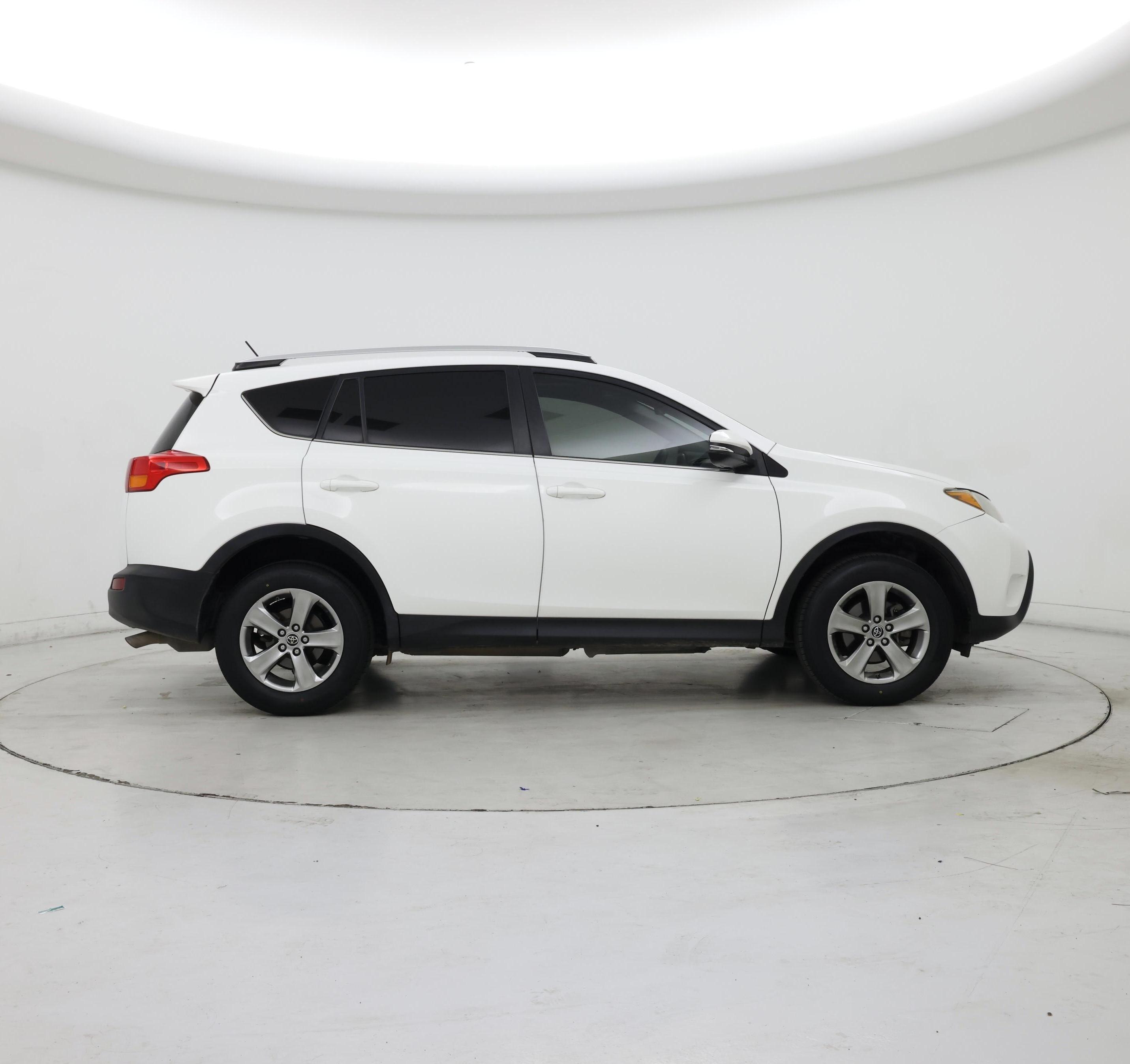 Thumbnail: 2015 Toyota RAV4 - 7