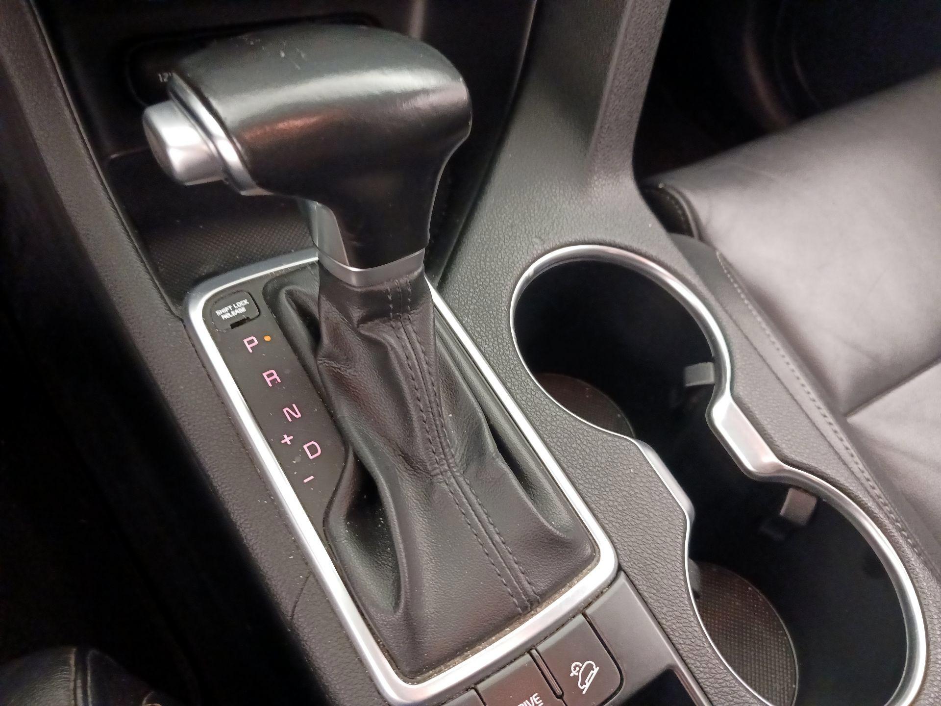 Thumbnail: 2019 Kia Sportage - 17