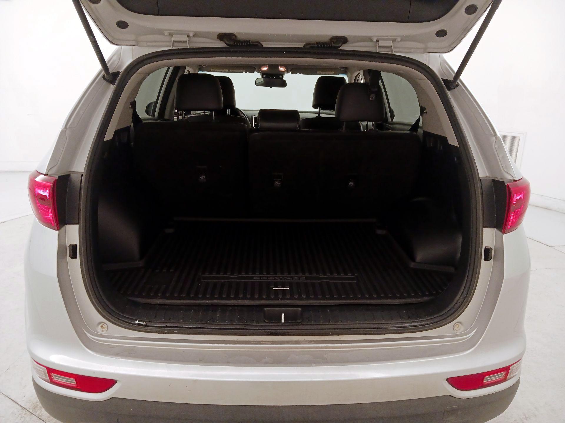 Thumbnail: 2019 Kia Sportage - 20