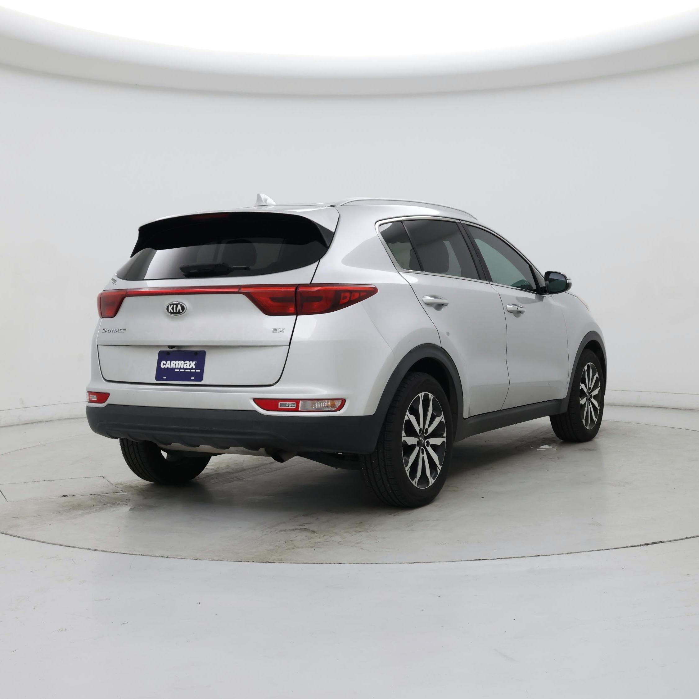 Thumbnail: 2019 Kia Sportage - 8