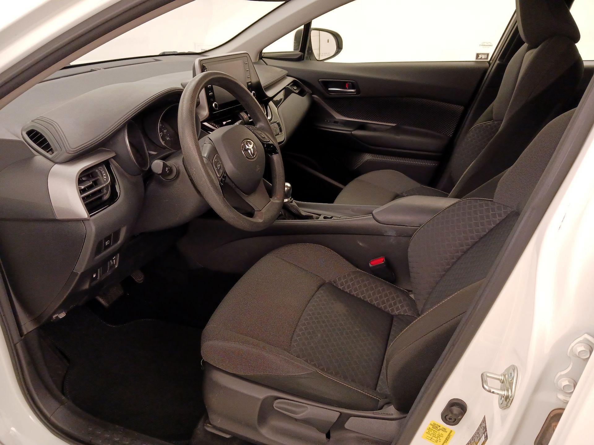 Thumbnail: 2021 Toyota C-HR - 11