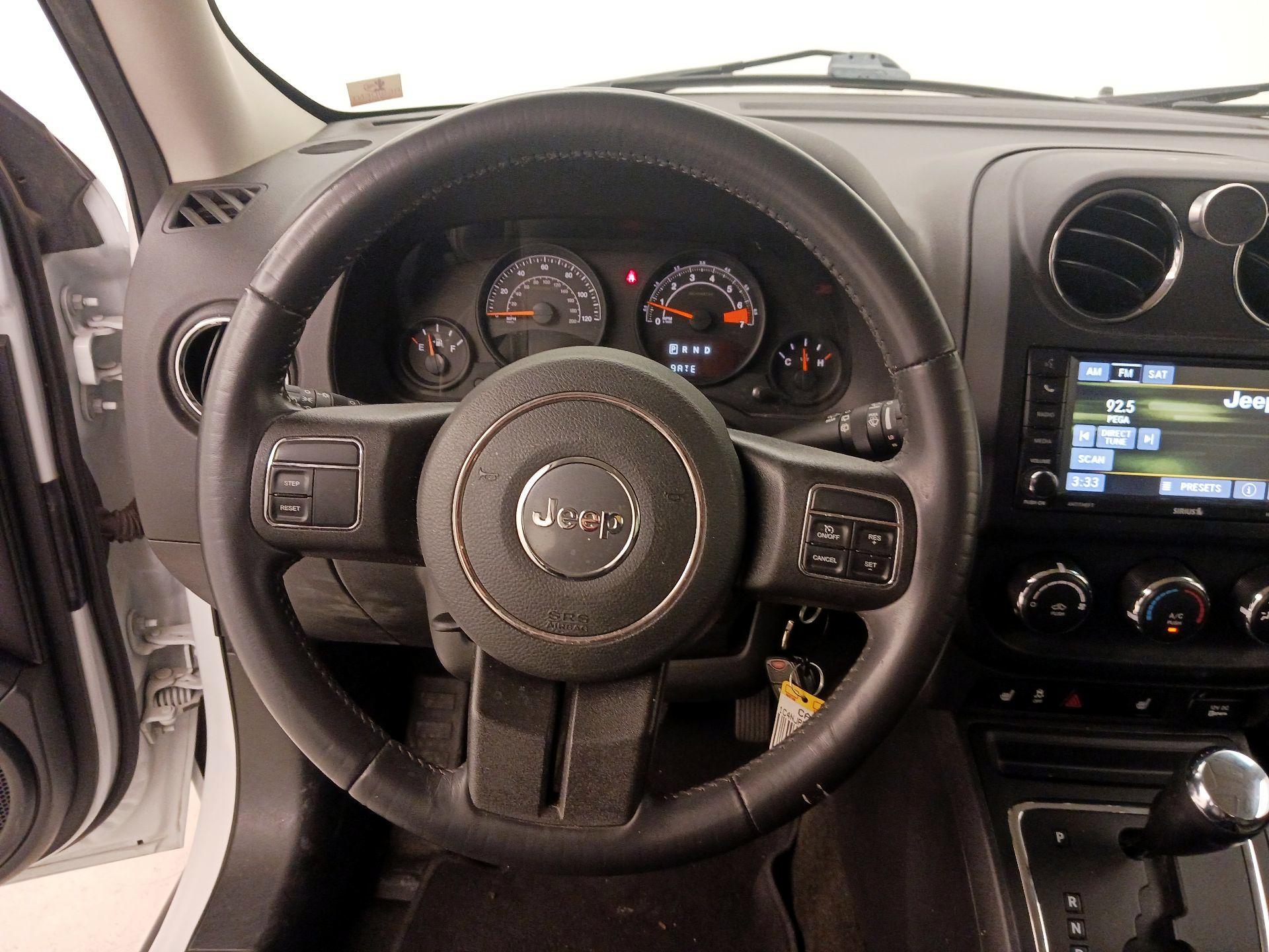 Thumbnail: 2017 Jeep Patriot - 10