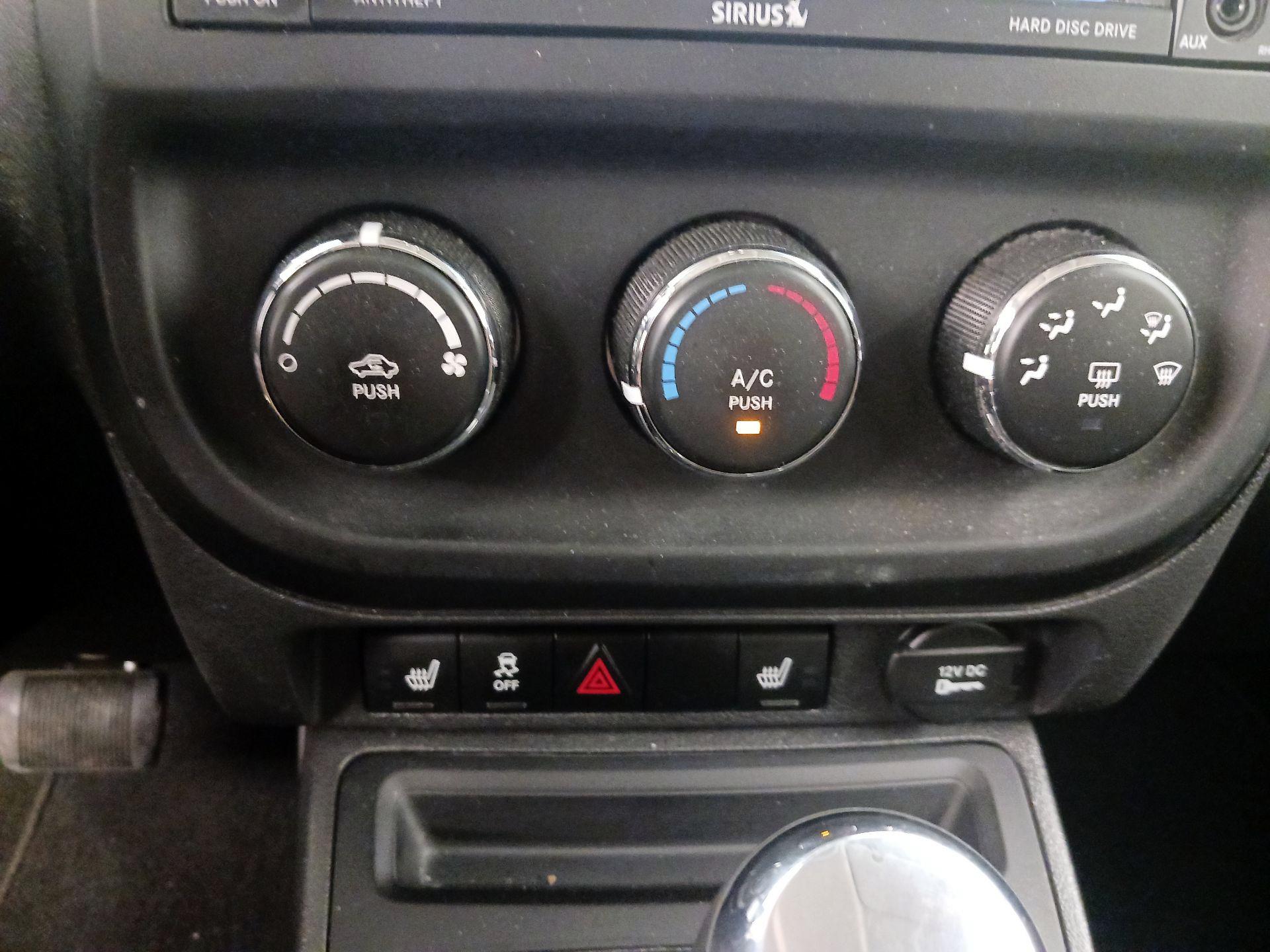 Thumbnail: 2017 Jeep Patriot - 16