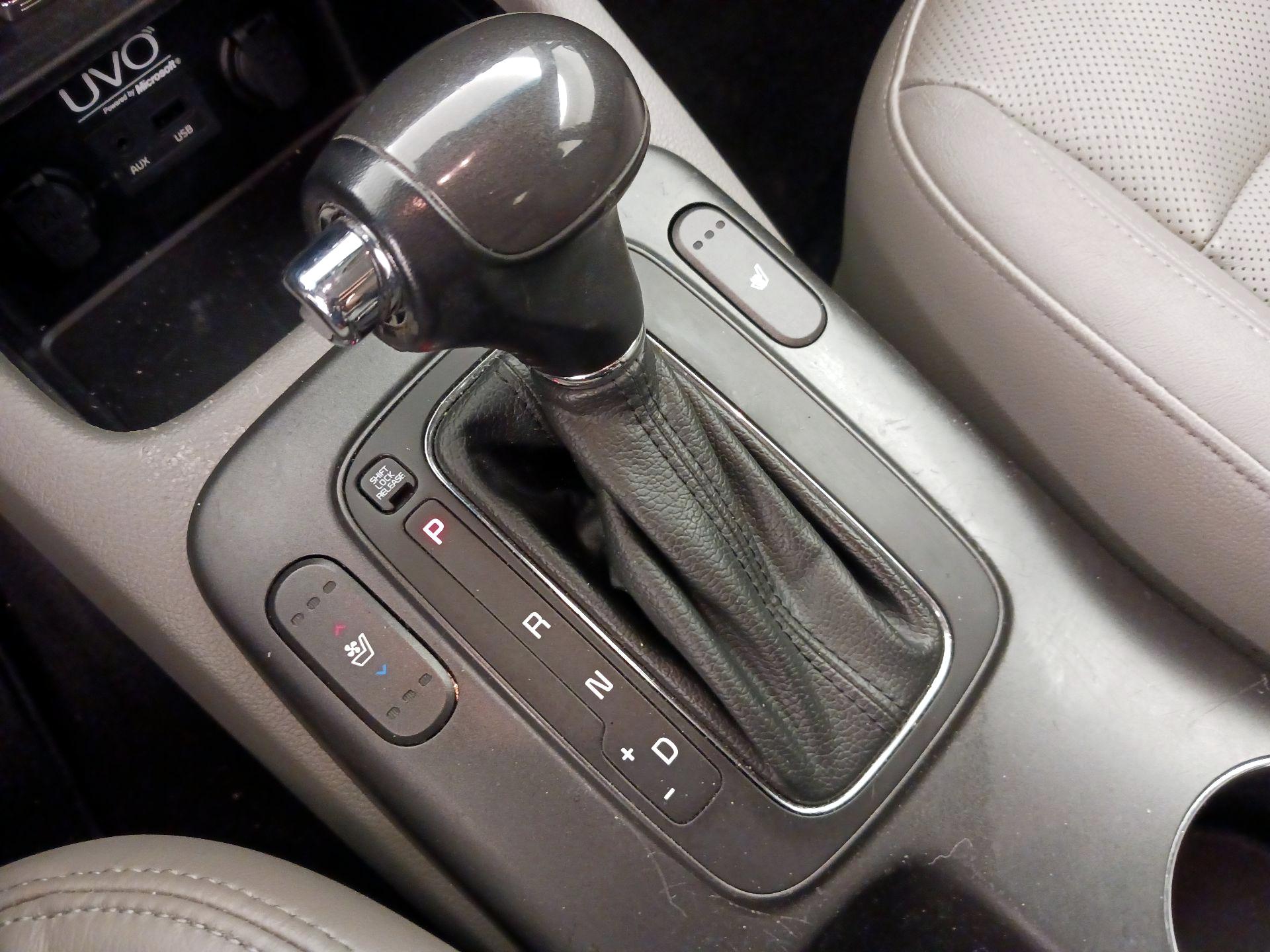 Thumbnail: 2014 Kia Forte - 17