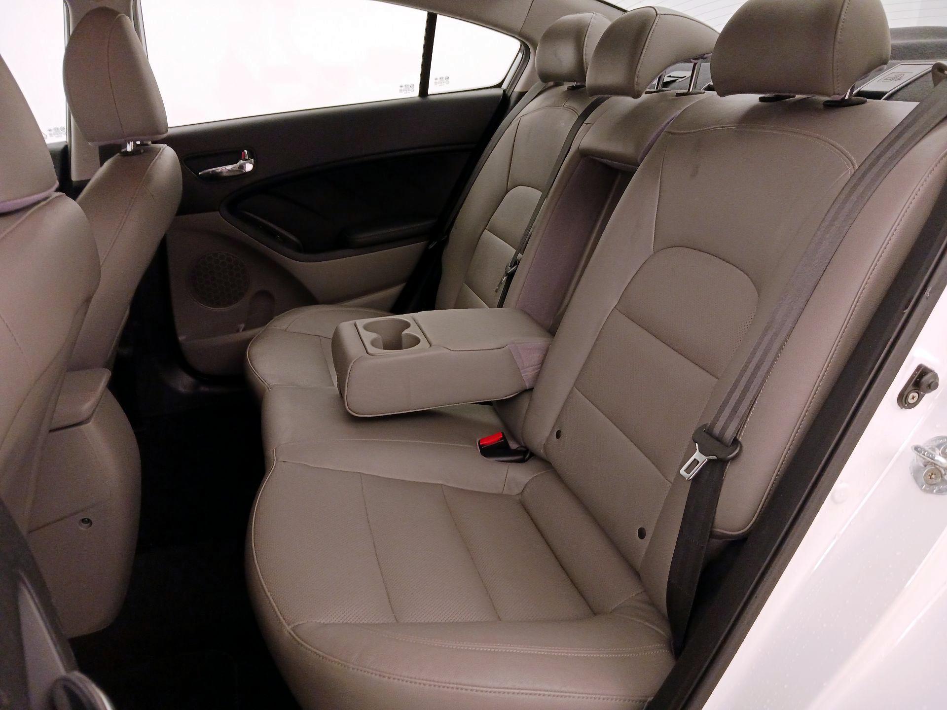 Thumbnail: 2014 Kia Forte - 20