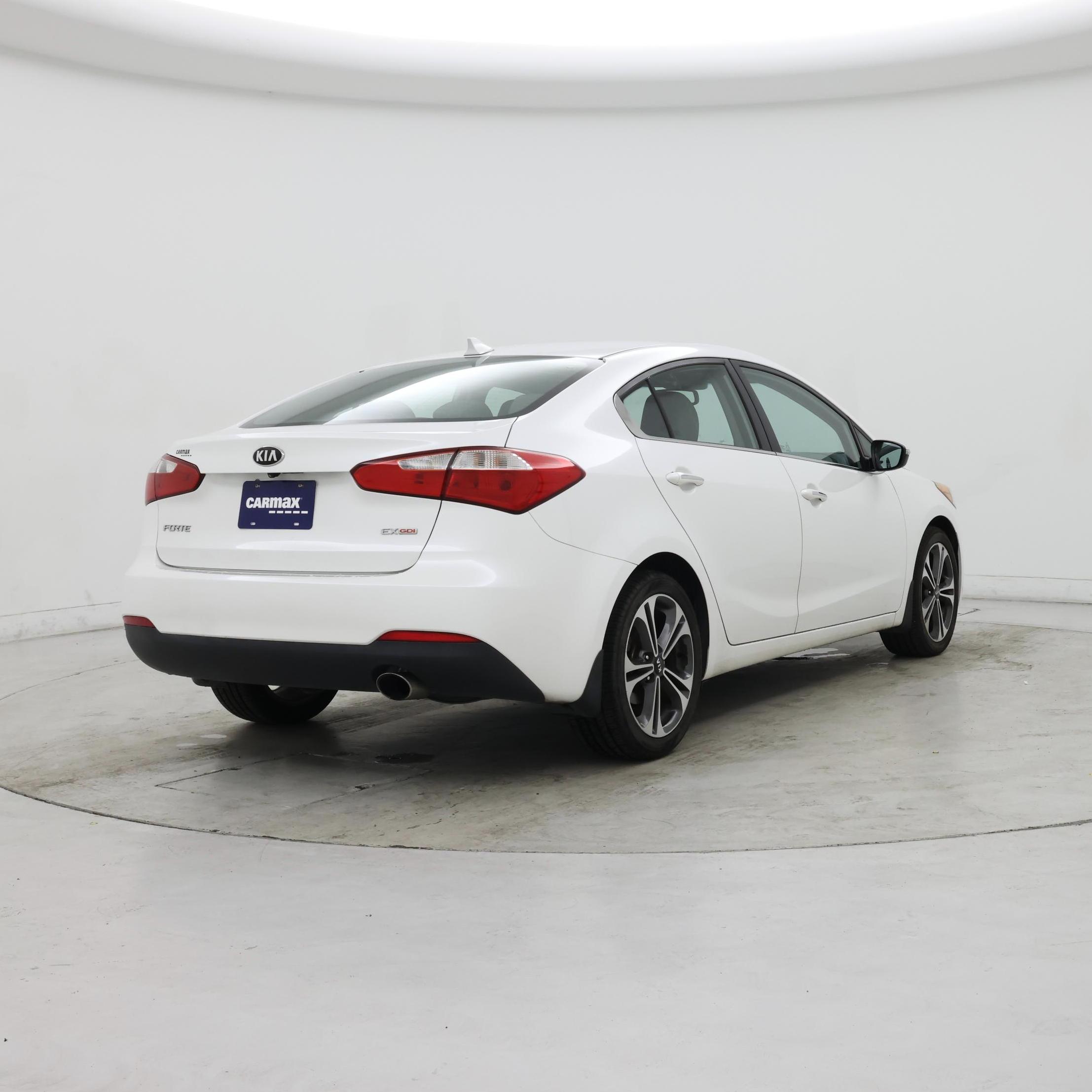 Thumbnail: 2014 Kia Forte - 8