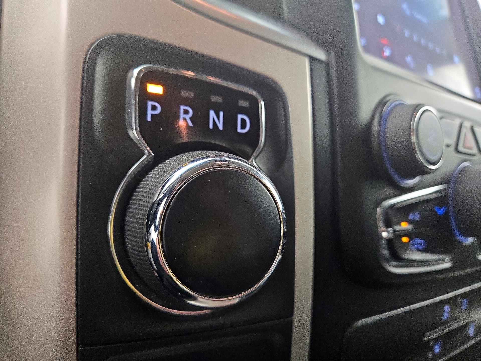 Thumbnail: 2020 RAM 1500 Classic - 18