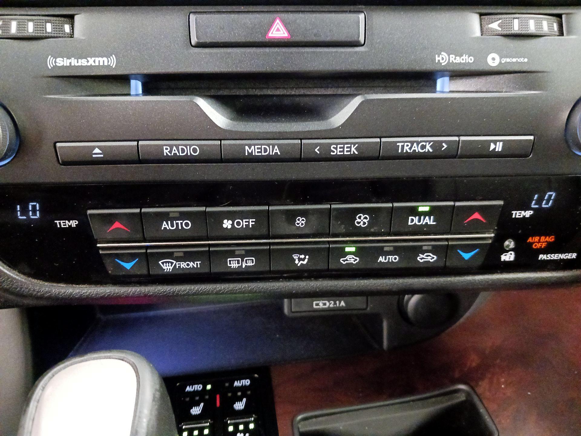 Thumbnail: 2020 Lexus RX - 17