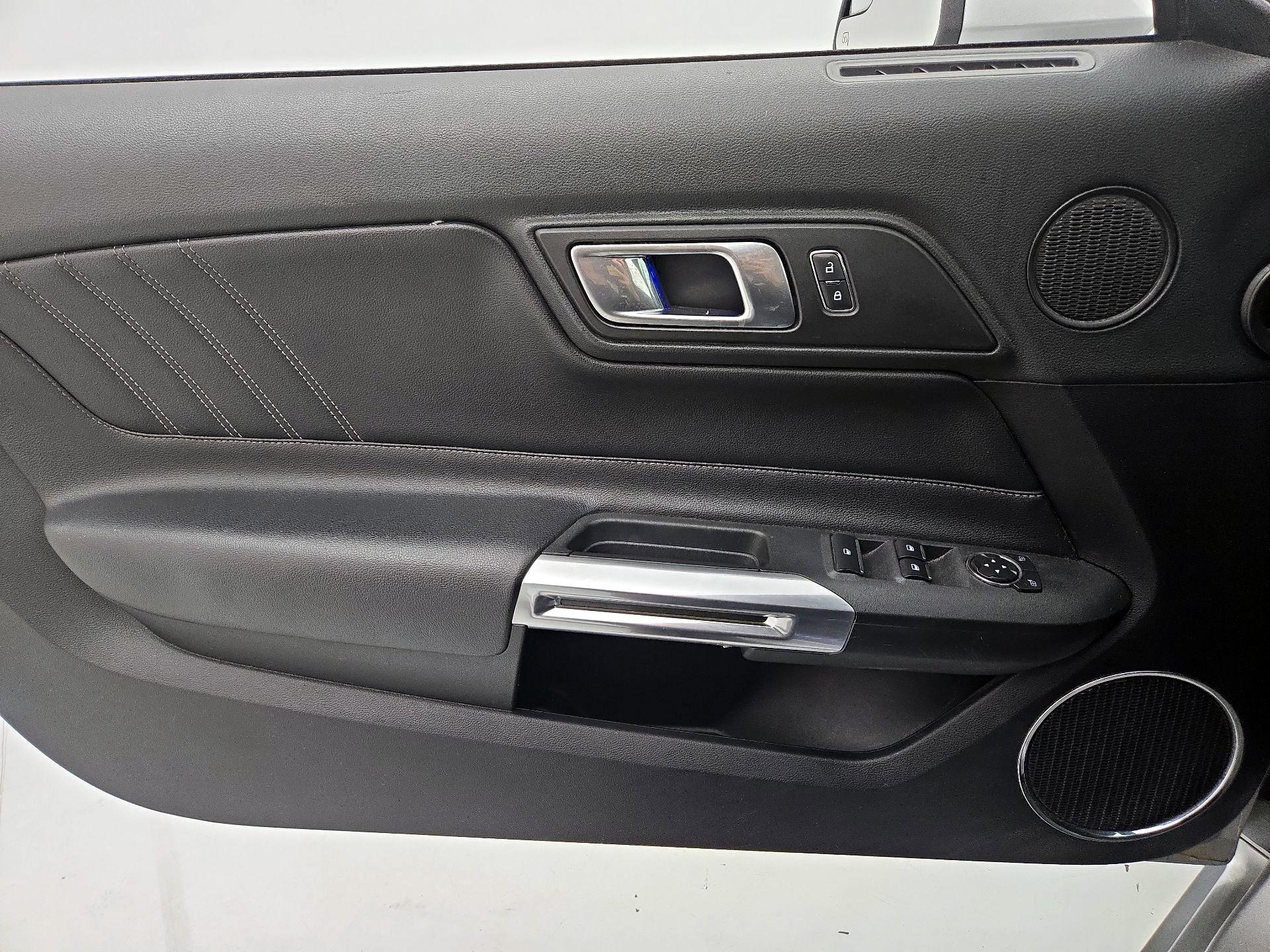 Thumbnail: 2018 Ford Mustang - 12