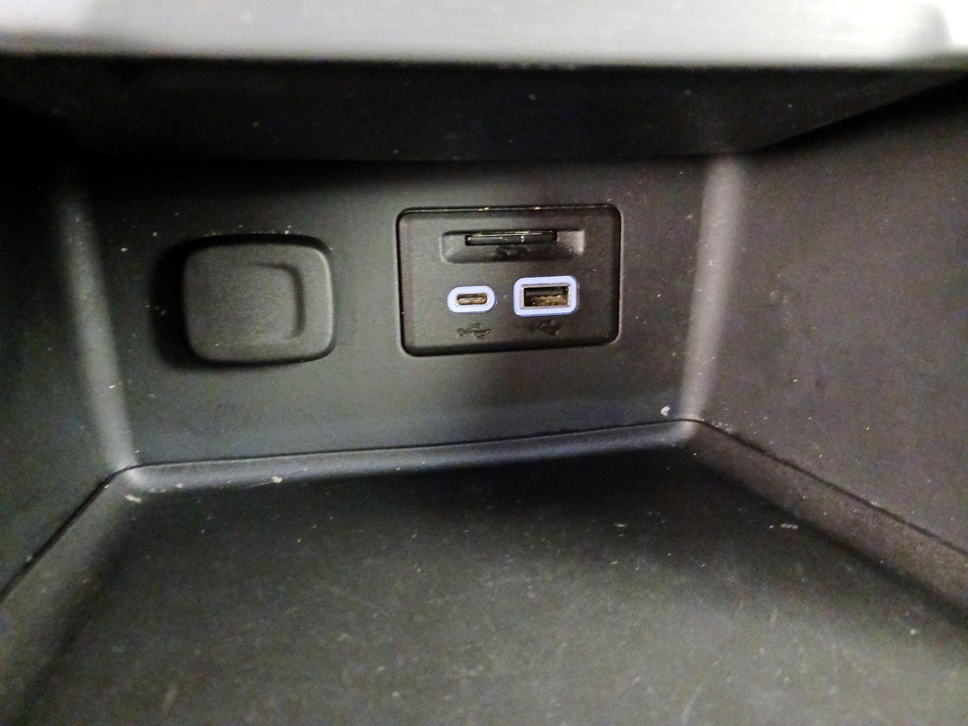 Thumbnail: 2021 GMC Acadia - 18