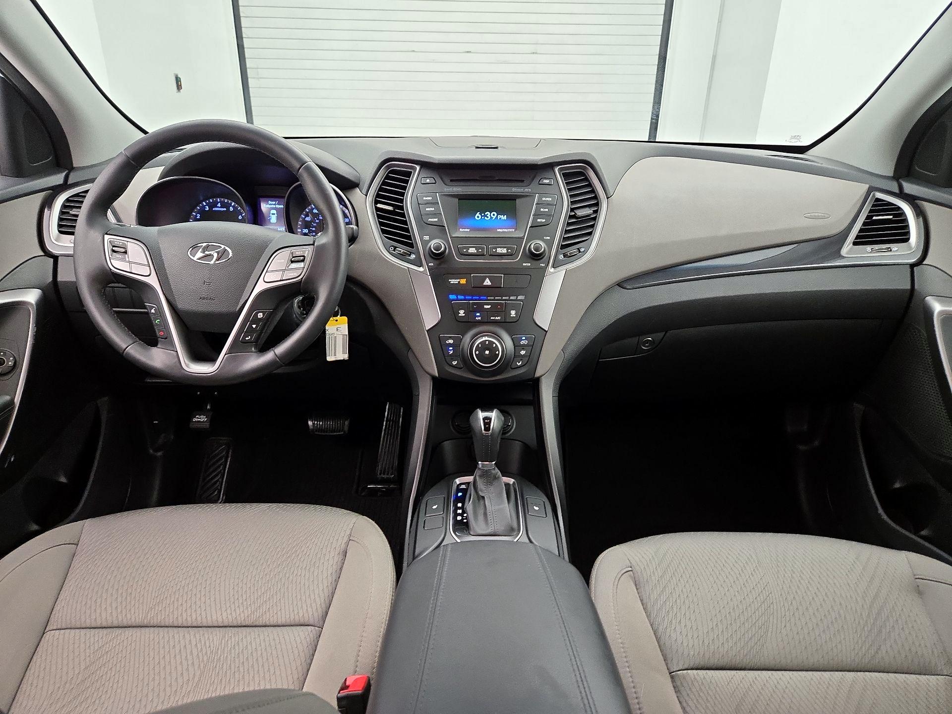 Thumbnail: 2014 Hyundai Santa Fe - 9