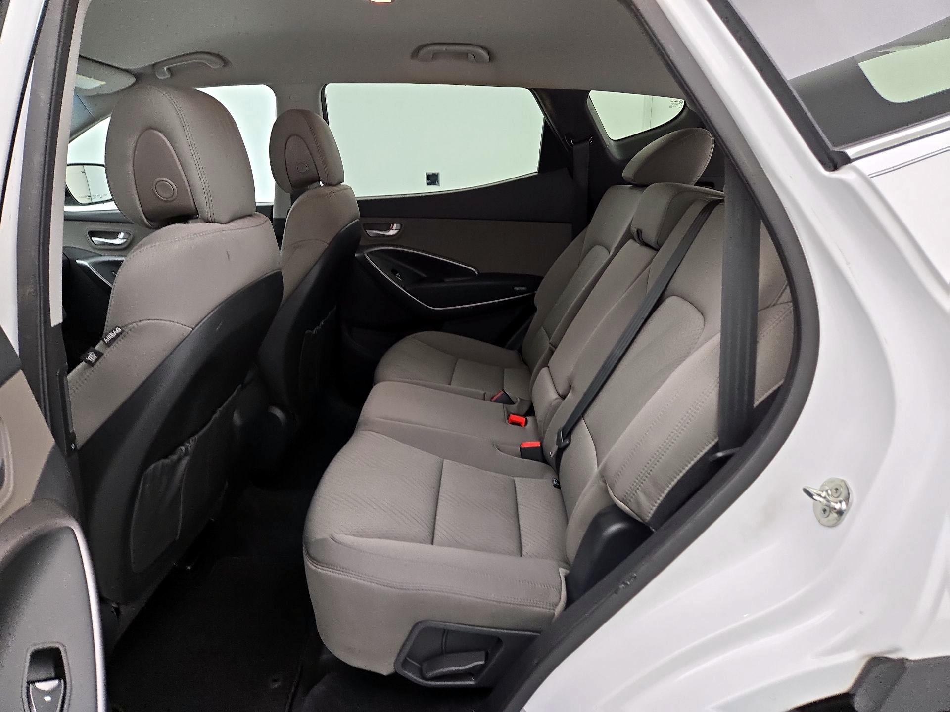 Thumbnail: 2014 Hyundai Santa Fe - 19